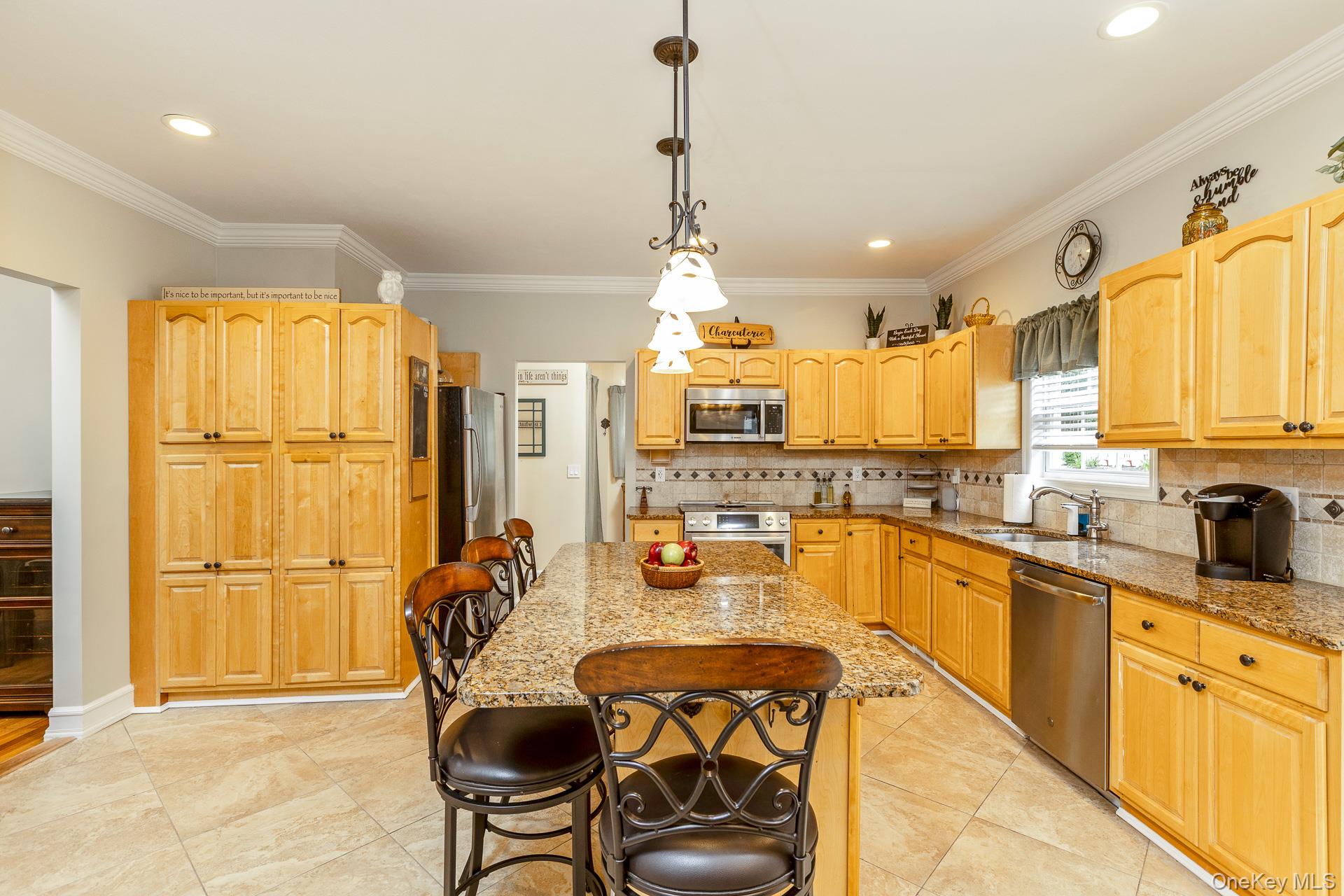 2835 N Wading River Road – For Sale photo 20
