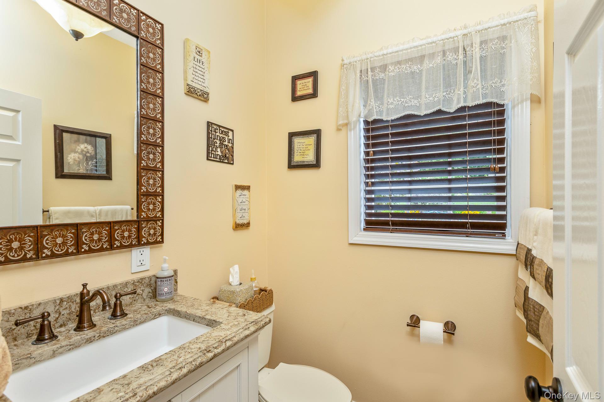 2835 N Wading River Road – For Sale photo 24