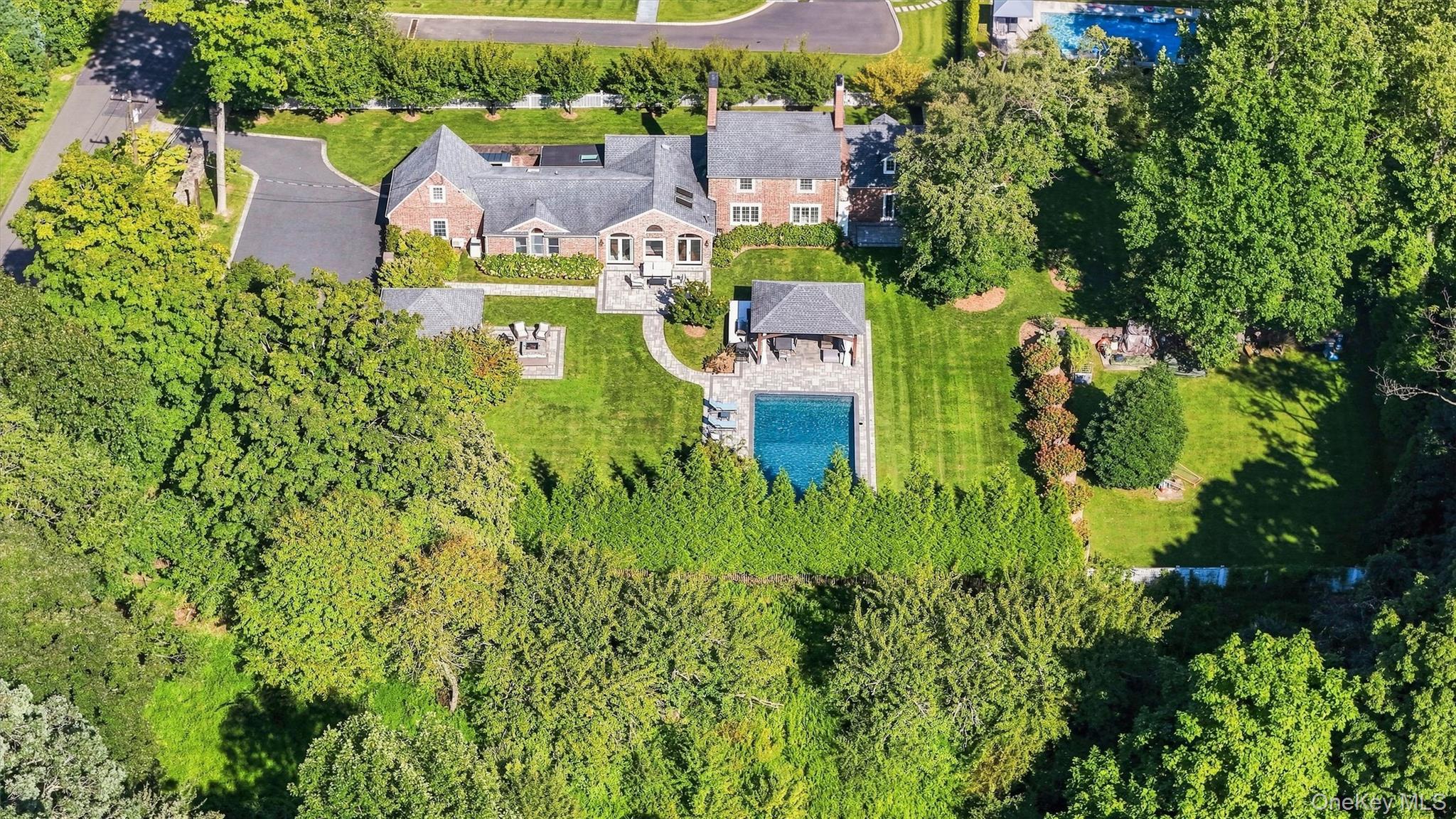 8 Rose Hill Road – For Sale