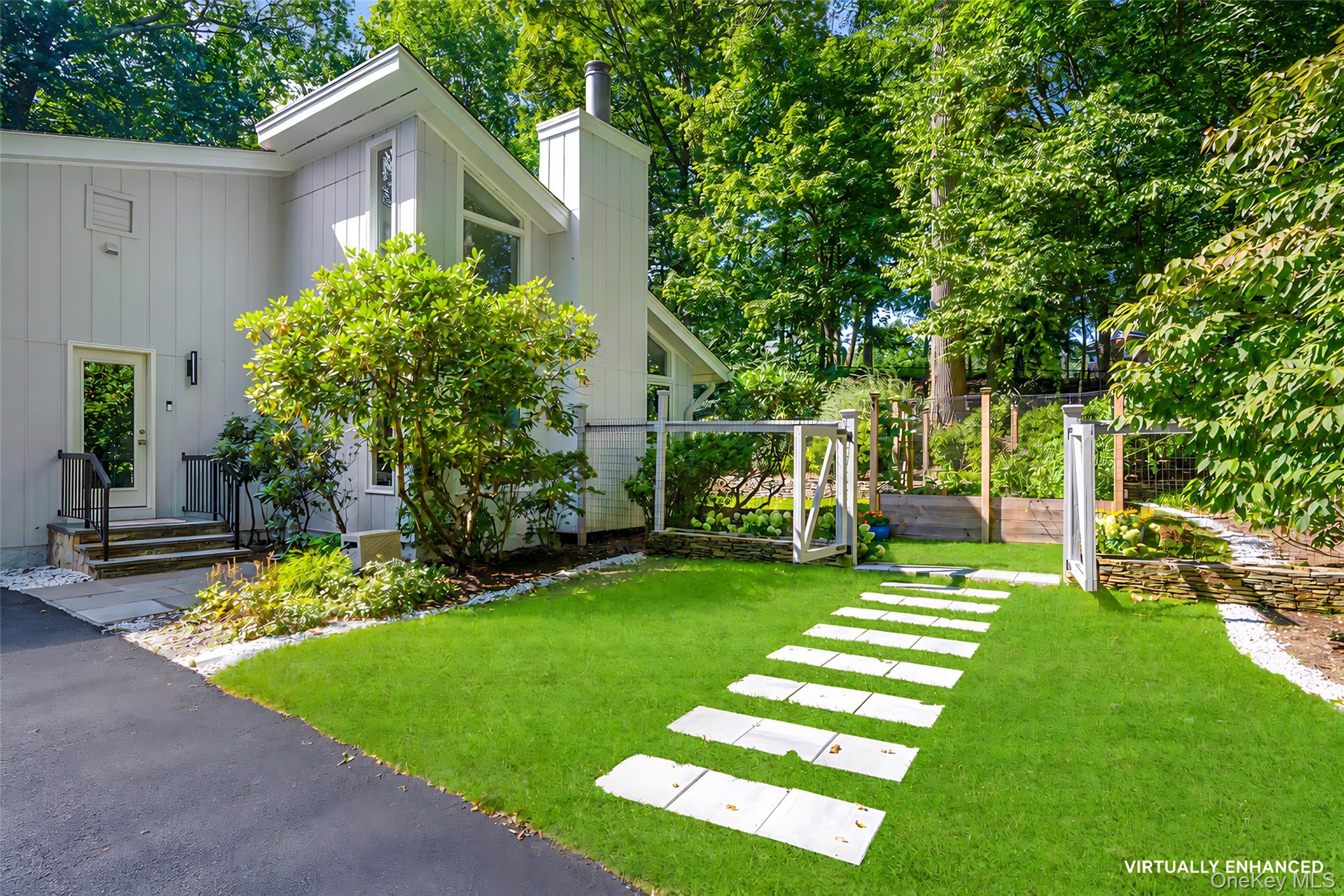 26 Cecilia Lane – For Sale photo 43