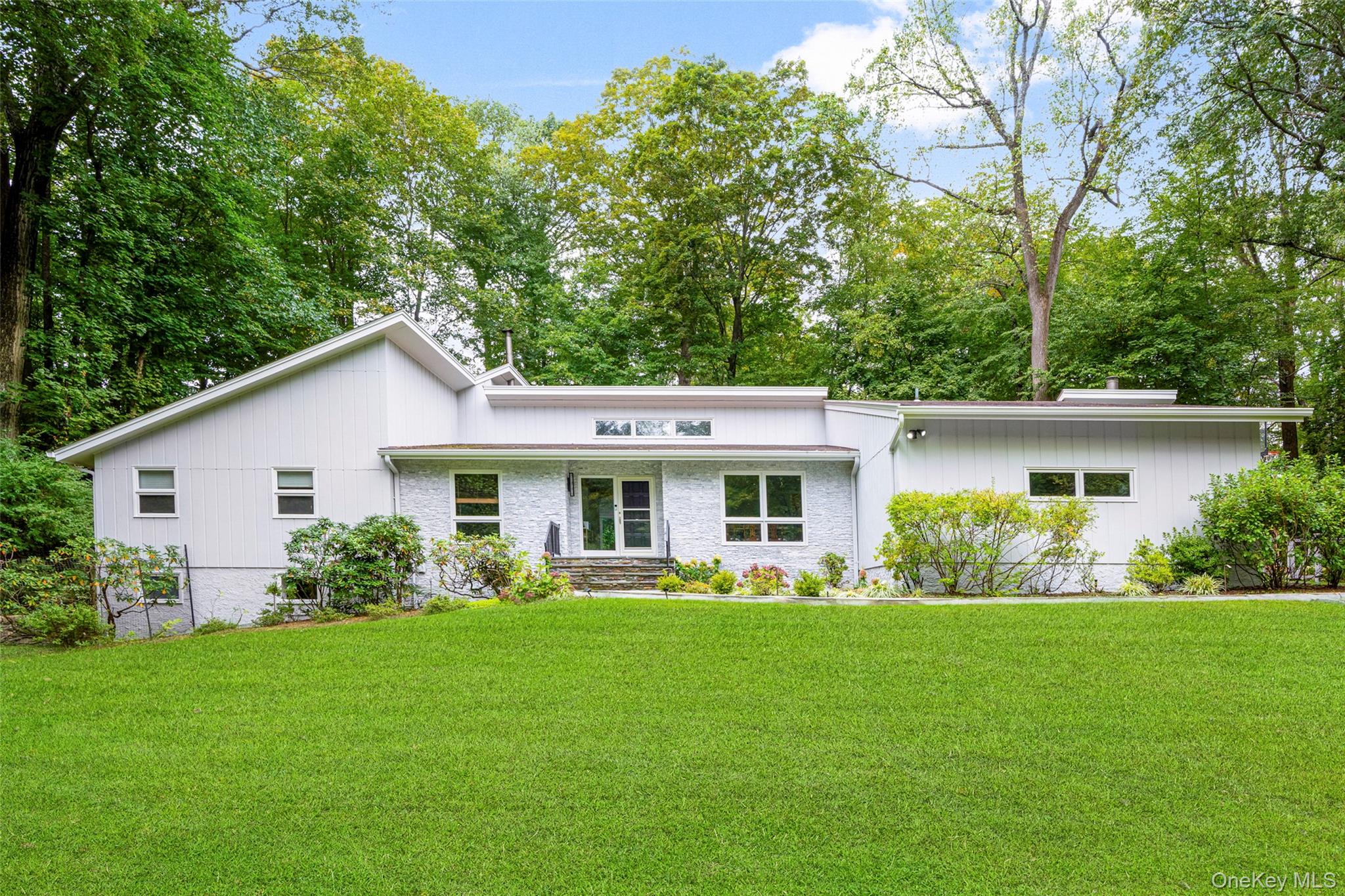 26 Cecilia Lane – For Sale