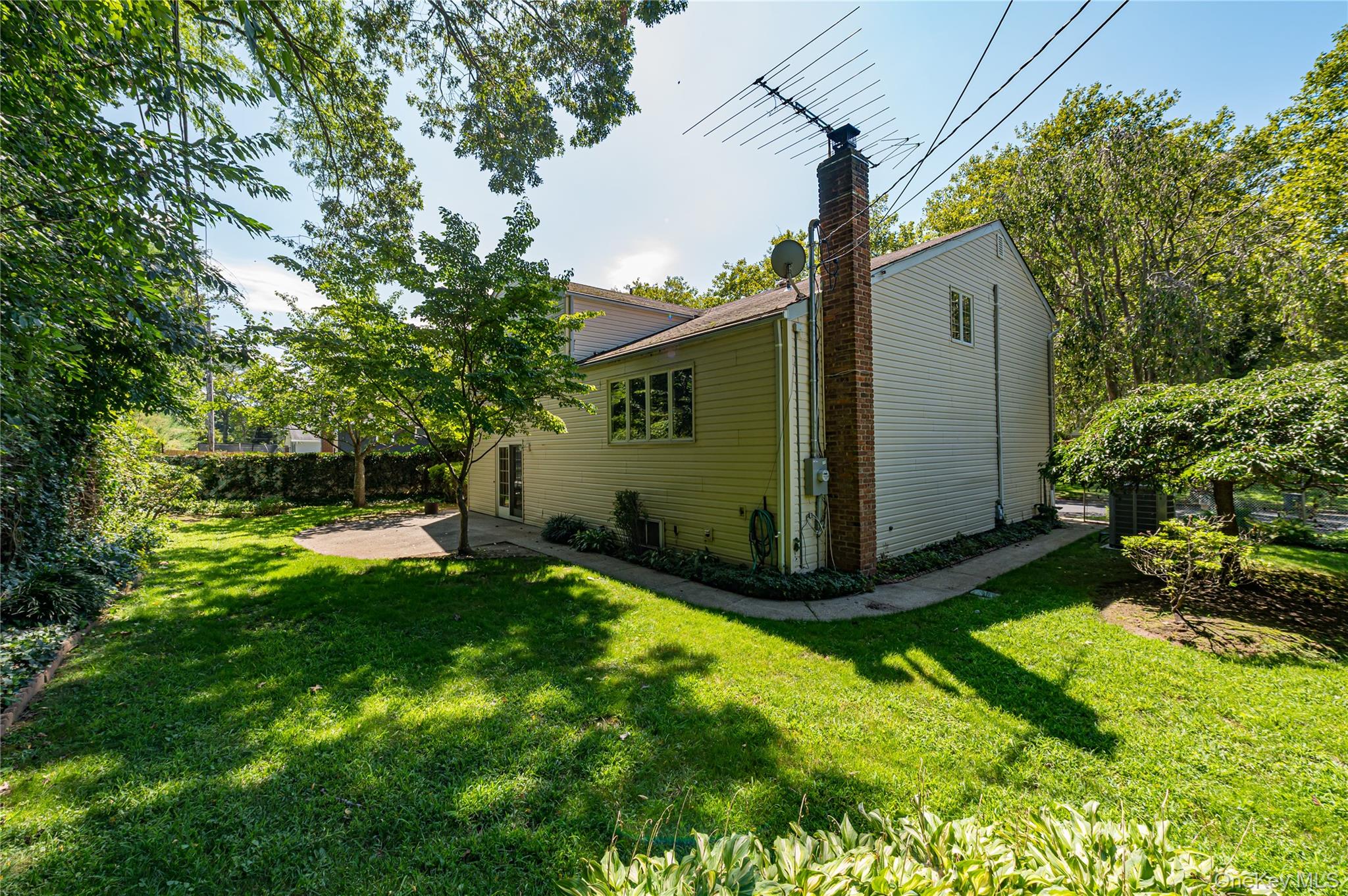 8 Salisbury Drive N – For Sale photo 26