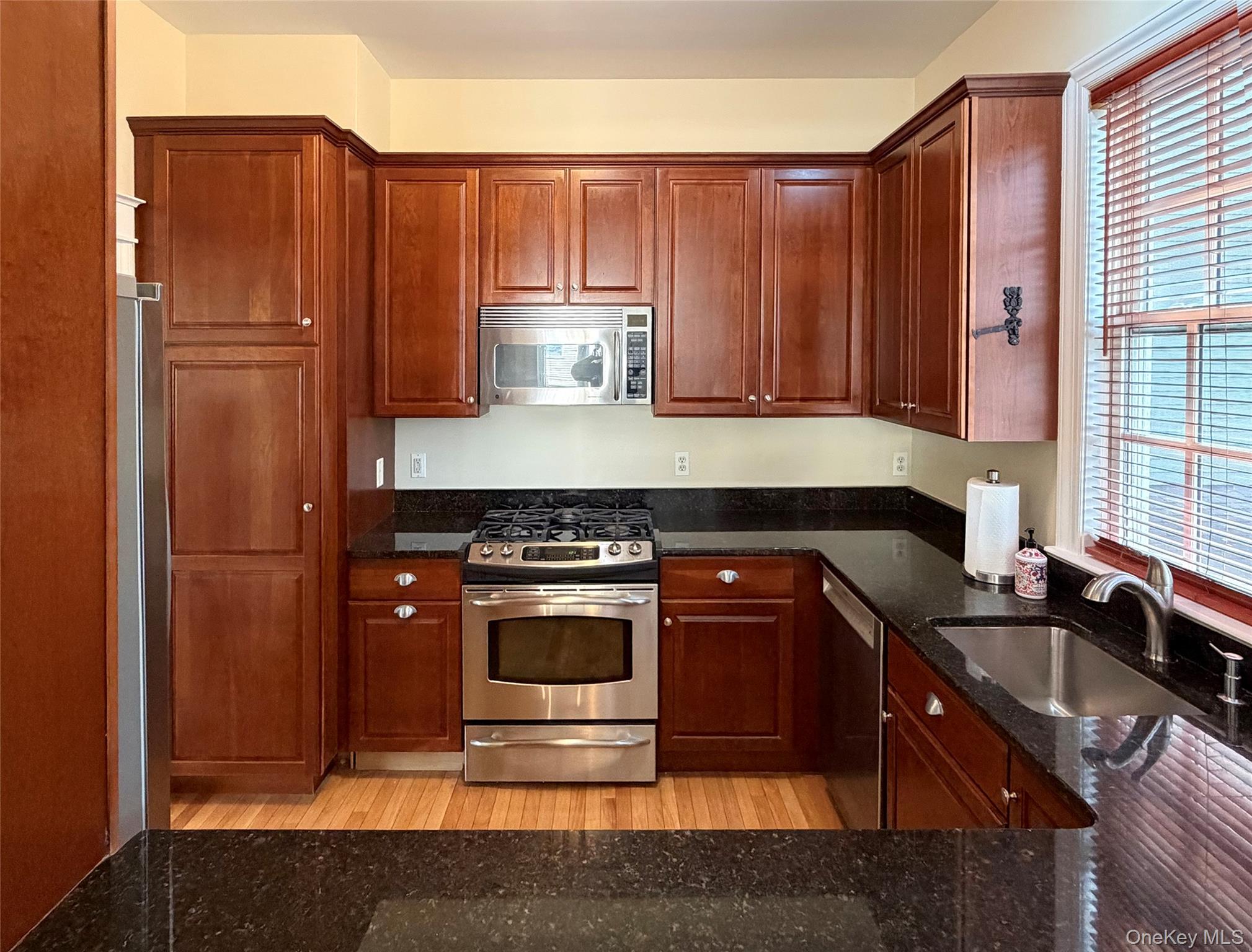 19 Cropsey St Unit 1D Cropsey Street, Unit 1 D photo 3