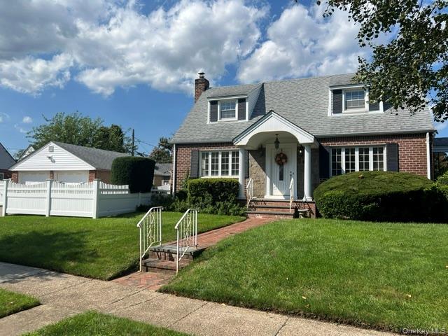 466 Croyden Road – For Sale
