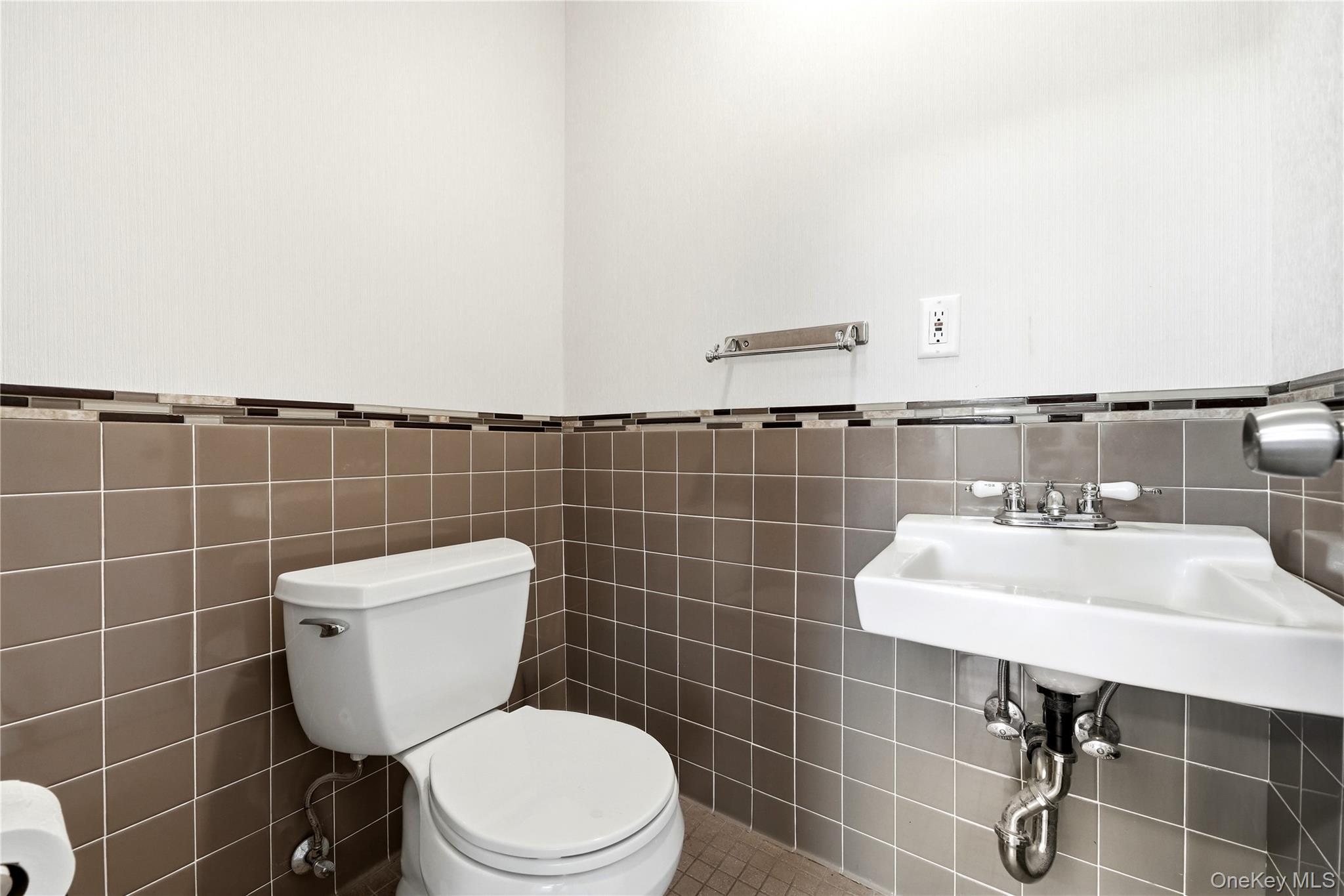 168 Main Street, Unit Suite A2 photo 8