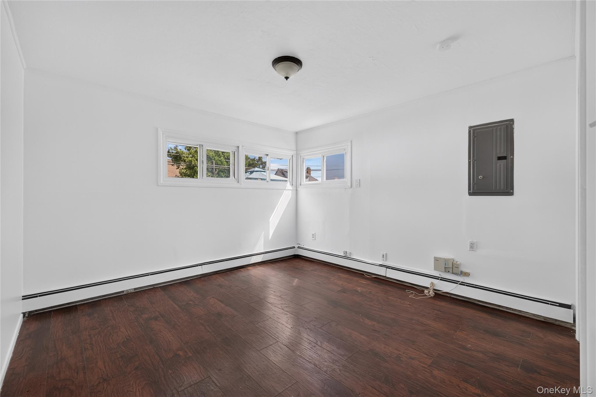 17 Berry Lane – For Sale photo 20