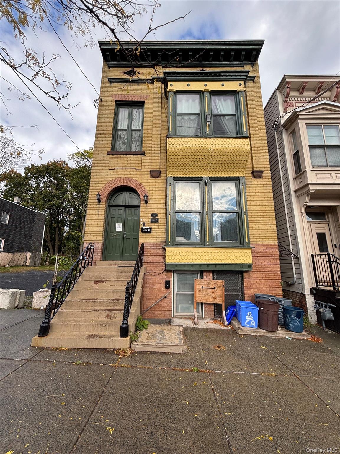 323 Clinton Avenue – For Sale