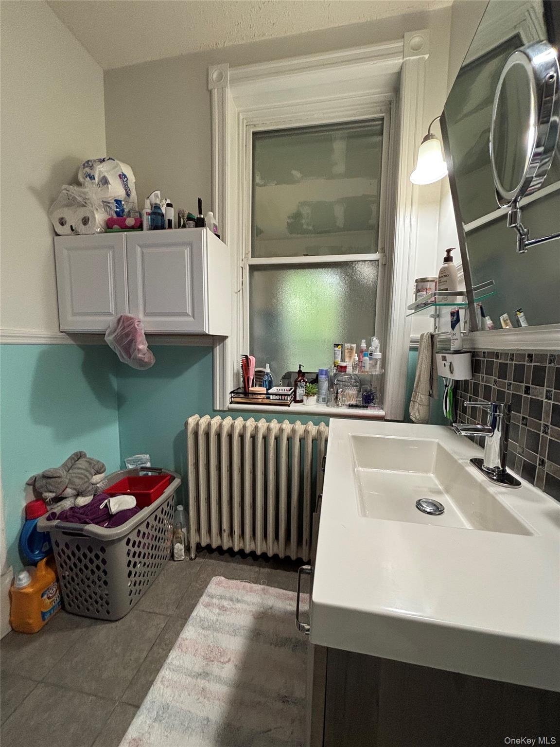 323 Clinton Avenue – For Sale photo 8