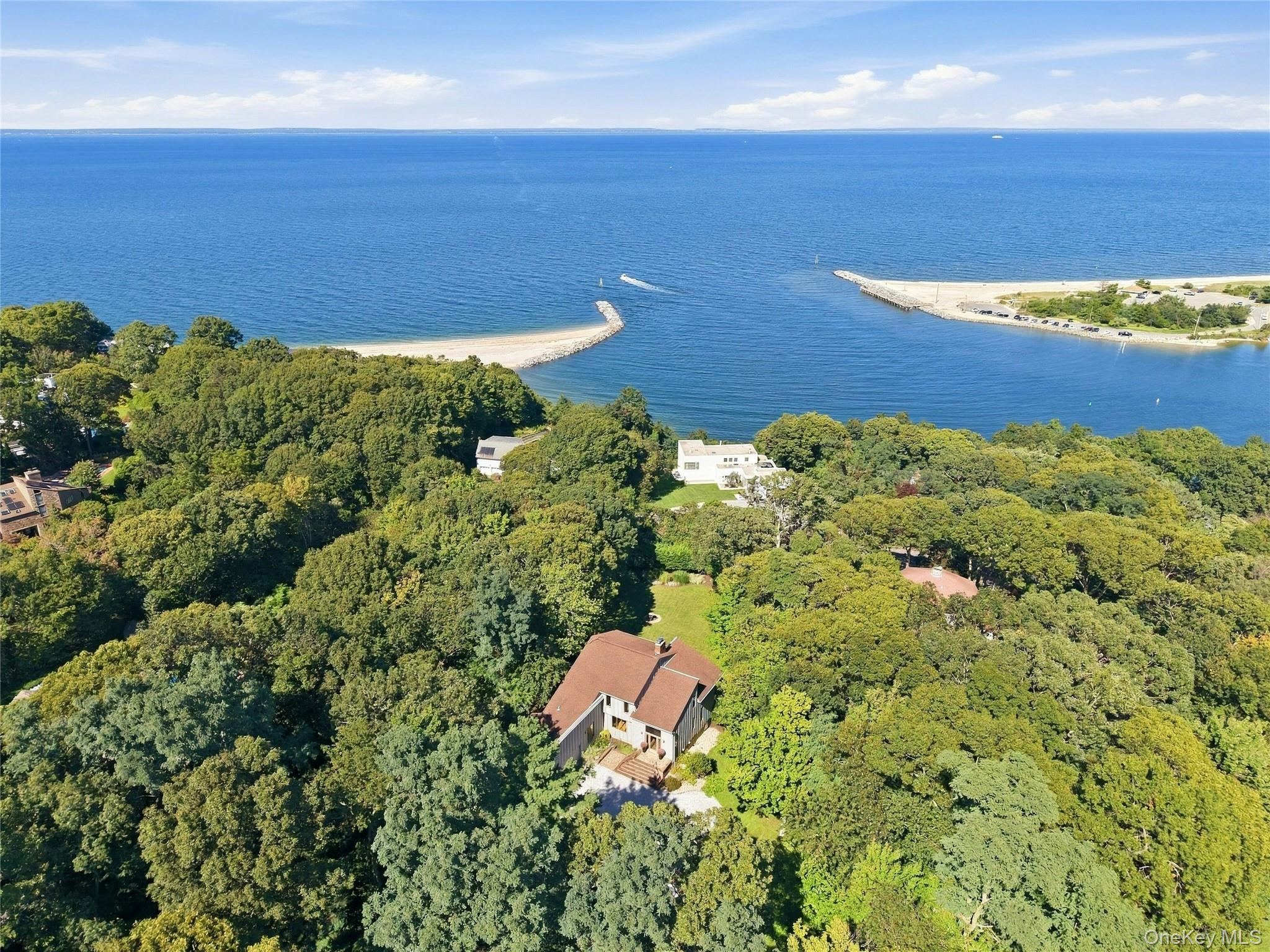 5 Dock Court – For Sale photo 2