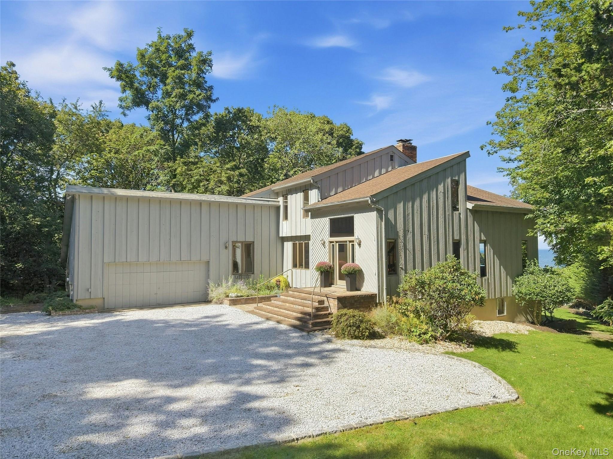 5 Dock Court – For Sale