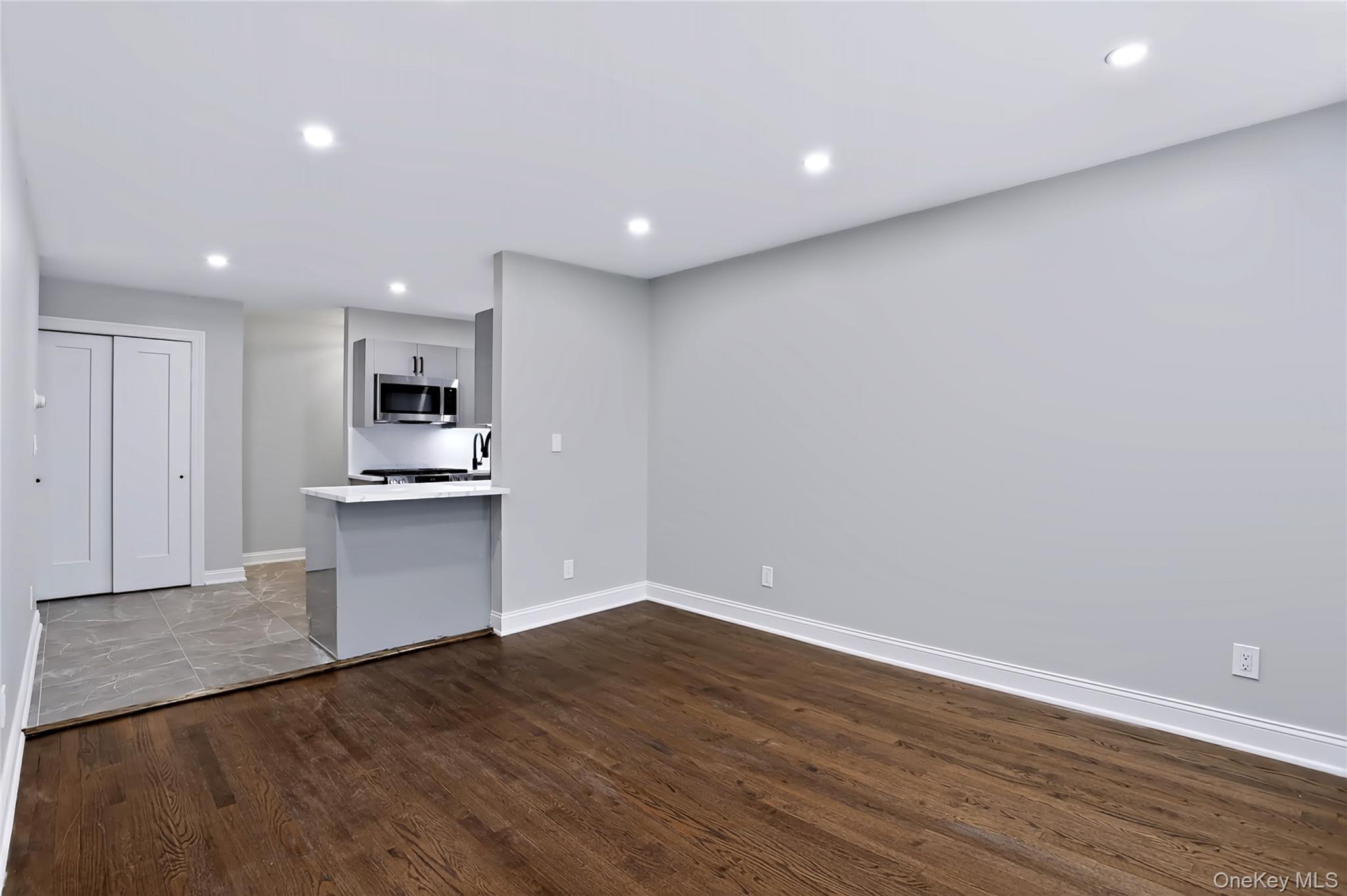 221 Kearsing Parkway, Unit E photo 14