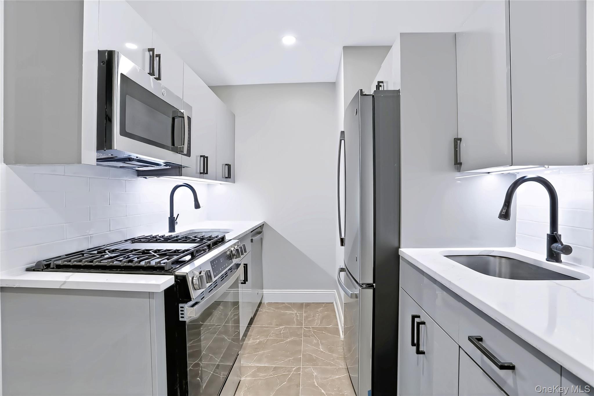 221 Kearsing Parkway, Unit E photo 7
