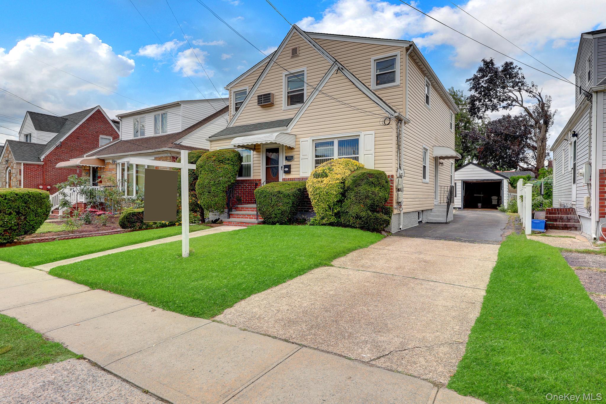 411 New Hyde Park Road – For Sale photo 9