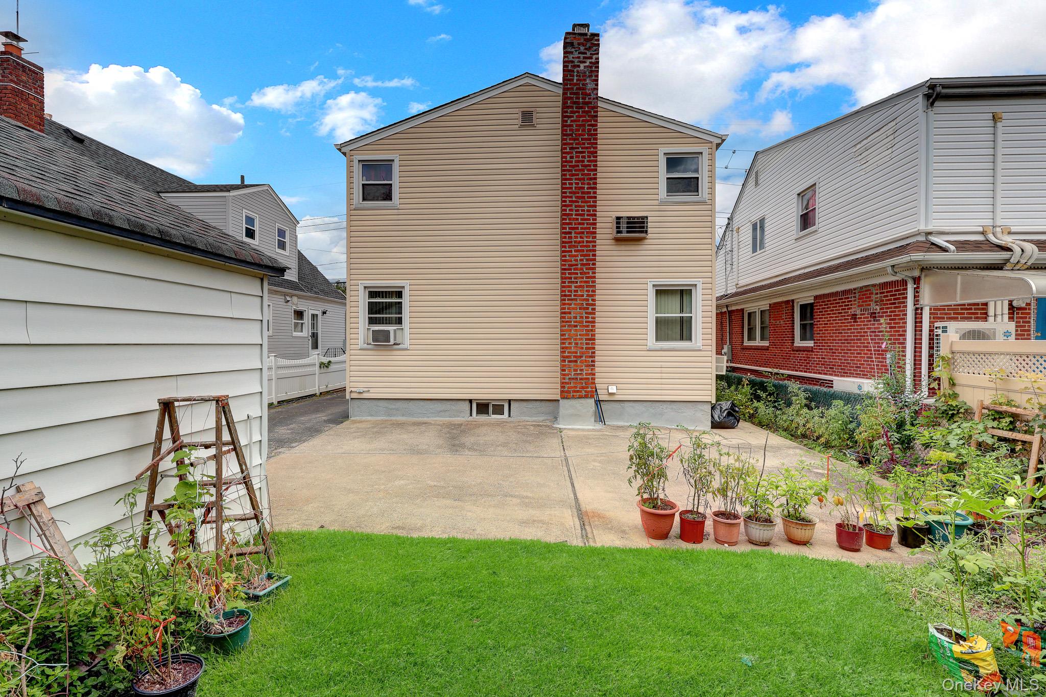 411 New Hyde Park Road – For Sale photo 7