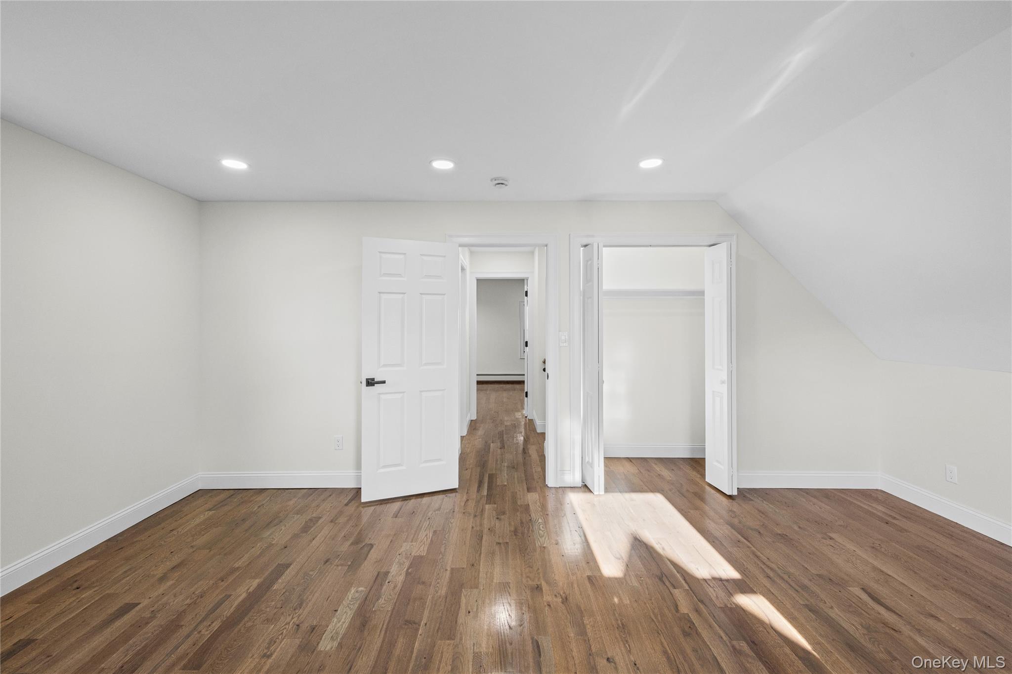 843 Jerusalem Avenue – For Sale photo 30