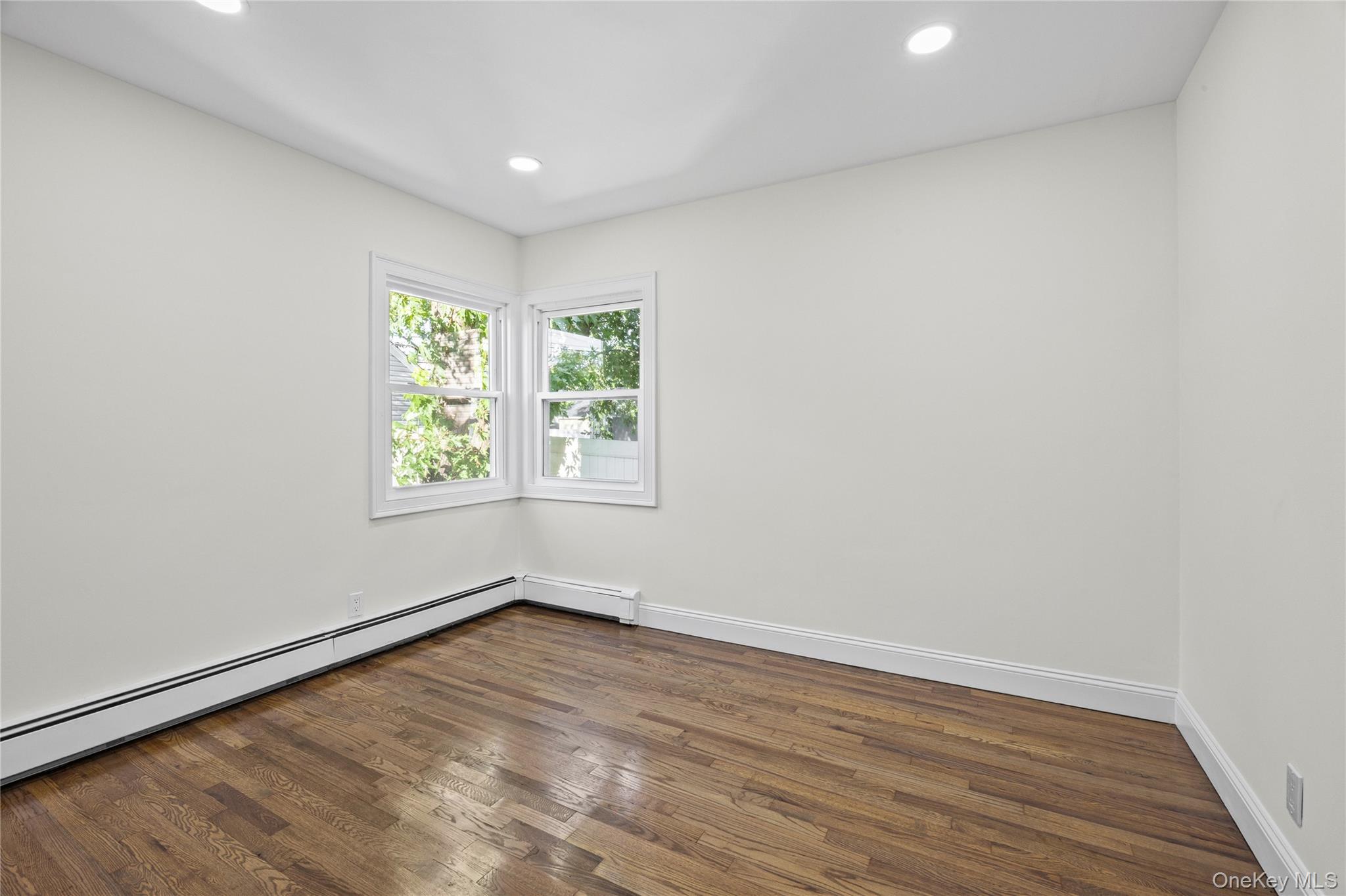 843 Jerusalem Avenue – For Sale photo 14