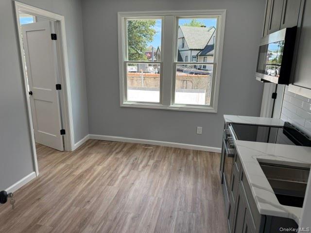 10-12 Main Street, Unit 2 photo 2