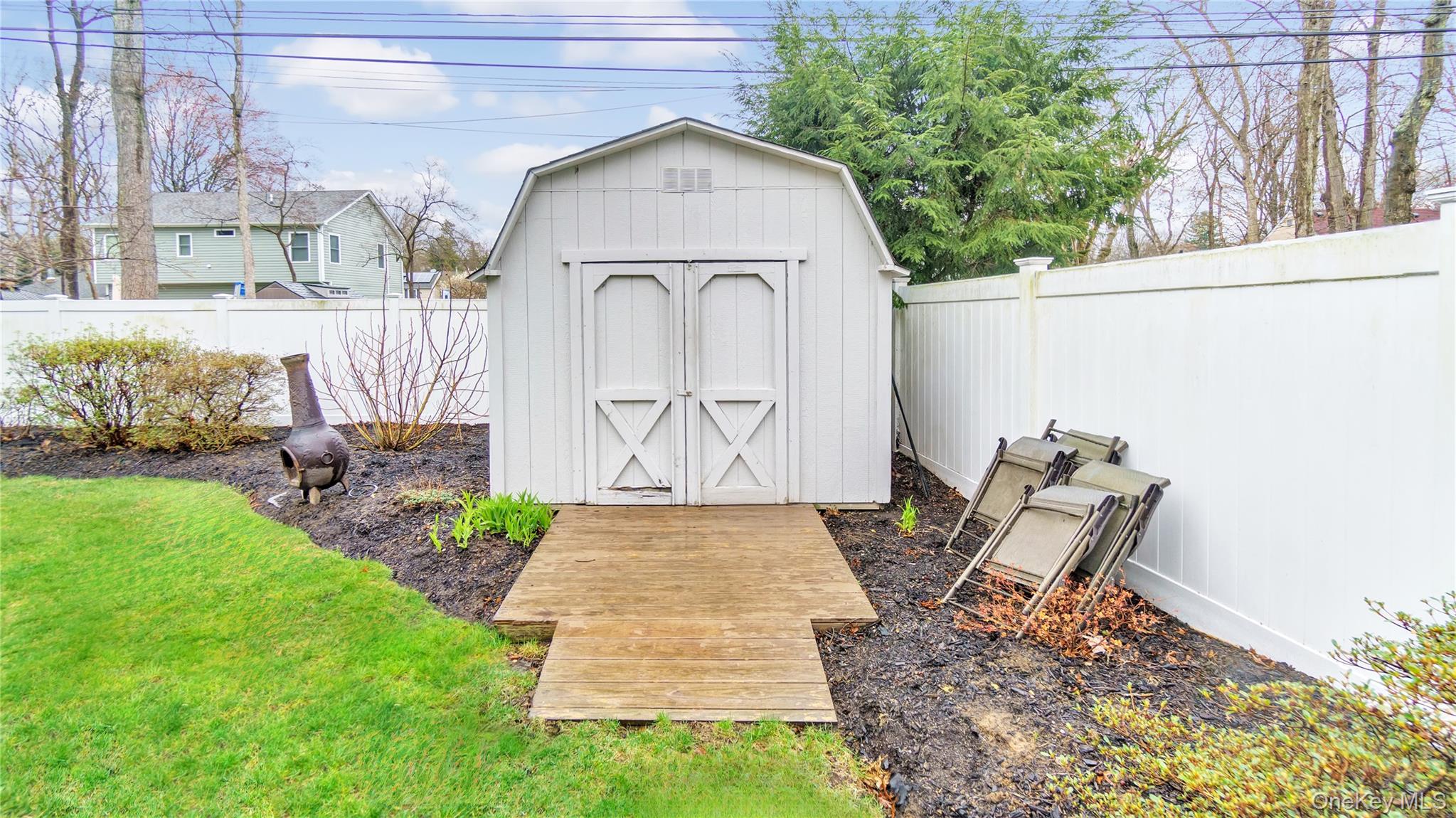 33 Spencer Lane – For Sale photo 8
