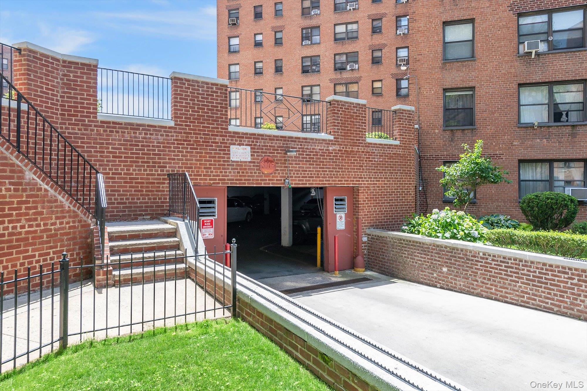 99-72 66 Road, Unit 5AA photo 21