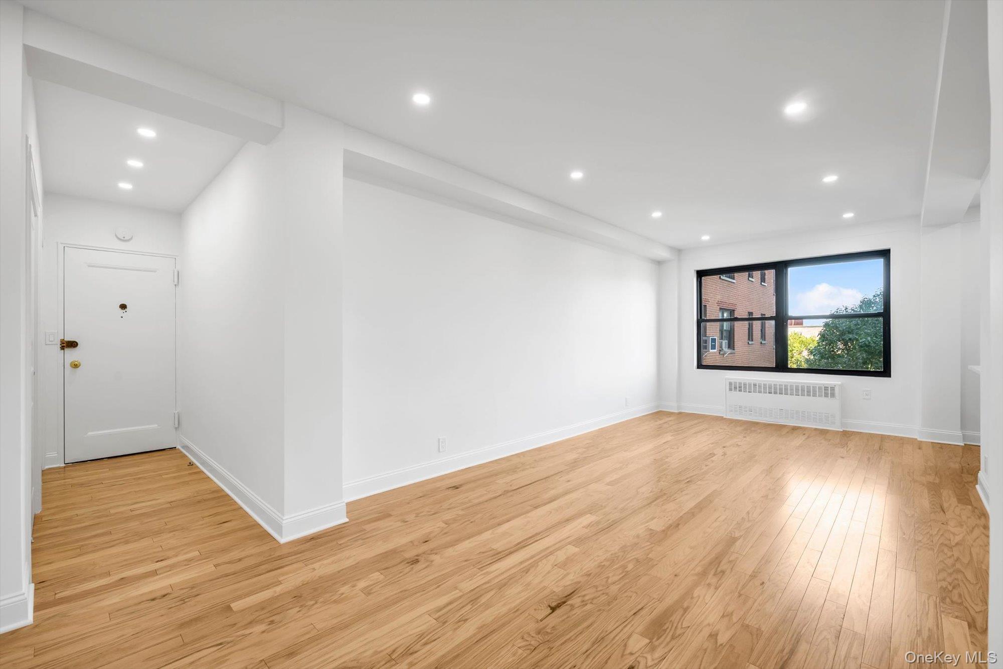 99-72 66 Road, Unit 5AA photo 3