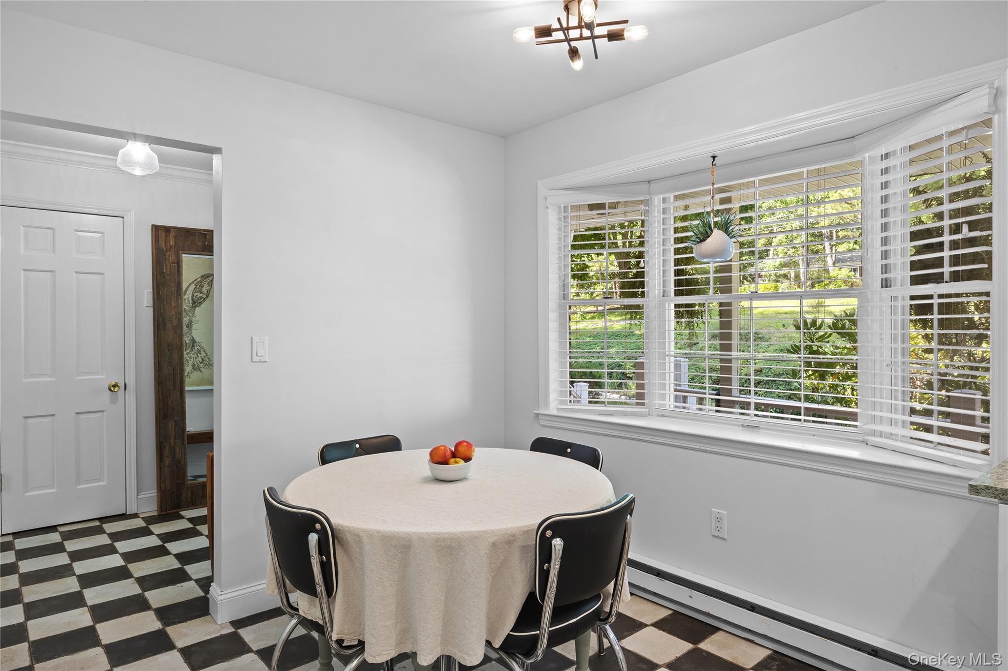 18 Beaver Lane W – For Sale photo 18