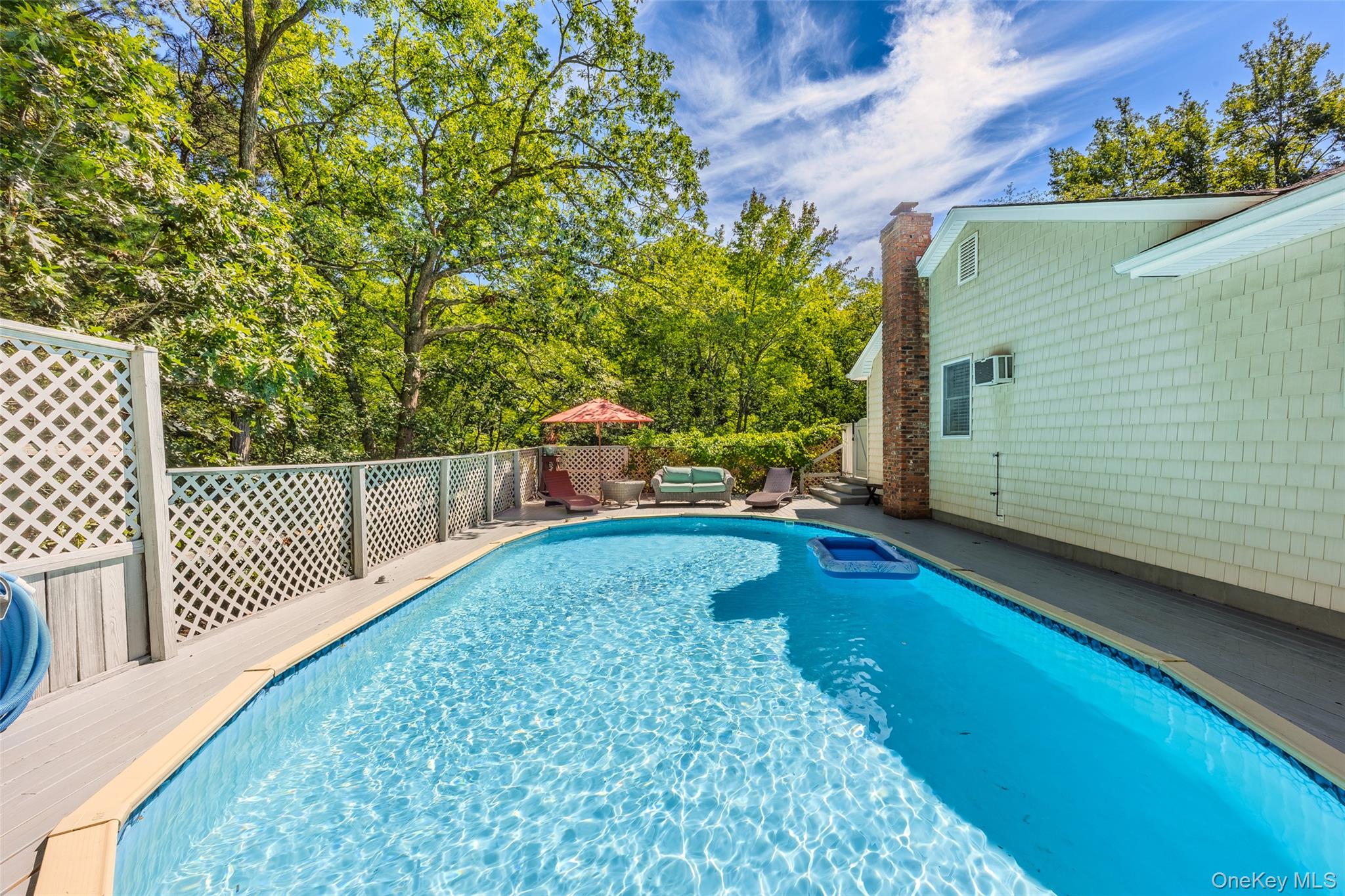 18 Beaver Lane W – For Sale photo 7