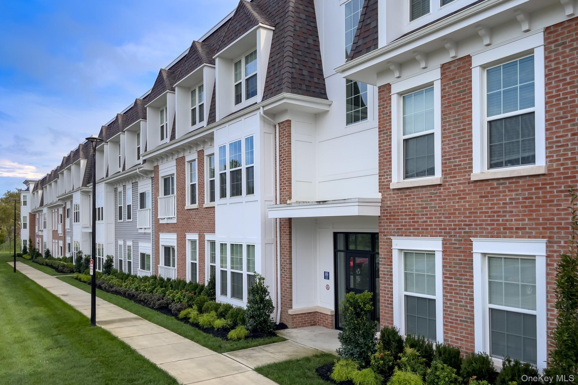 85101 Circle Drive, Unit 85-101 photo 3