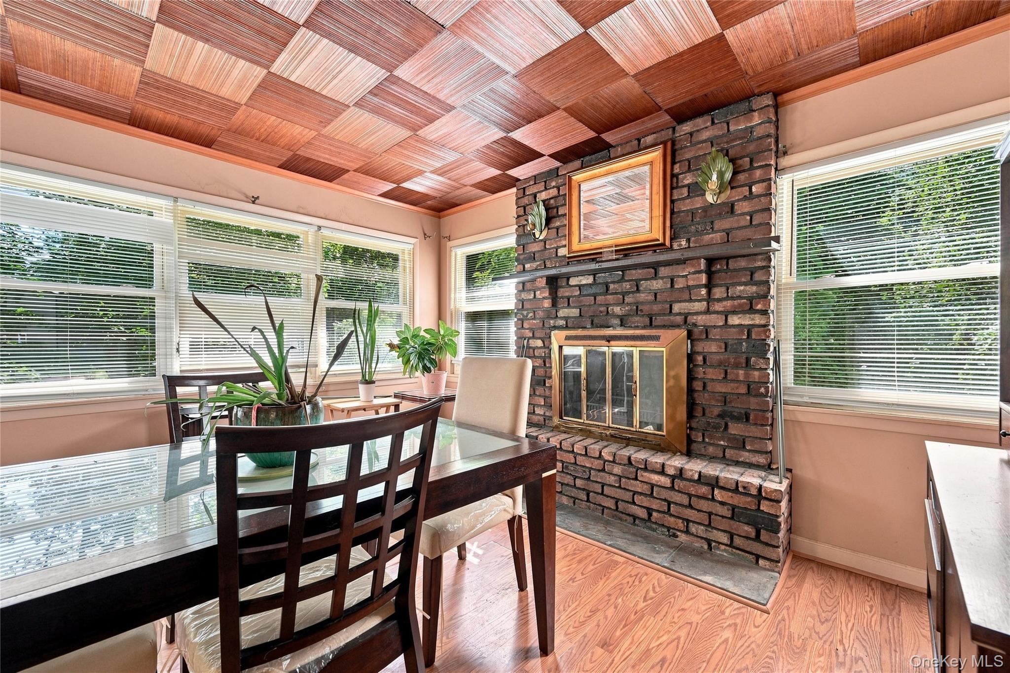 64 Satinwood Road – For Sale photo 4
