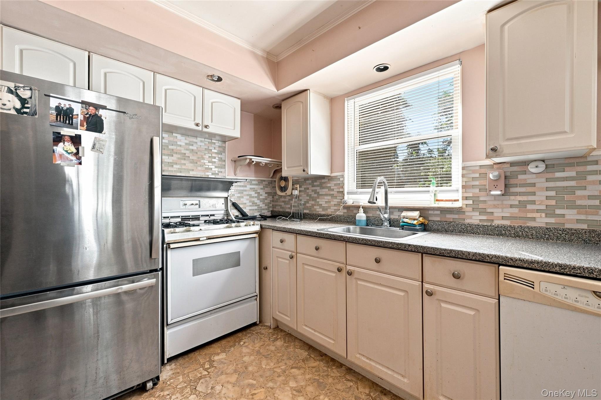 64 Satinwood Road – For Sale photo 11