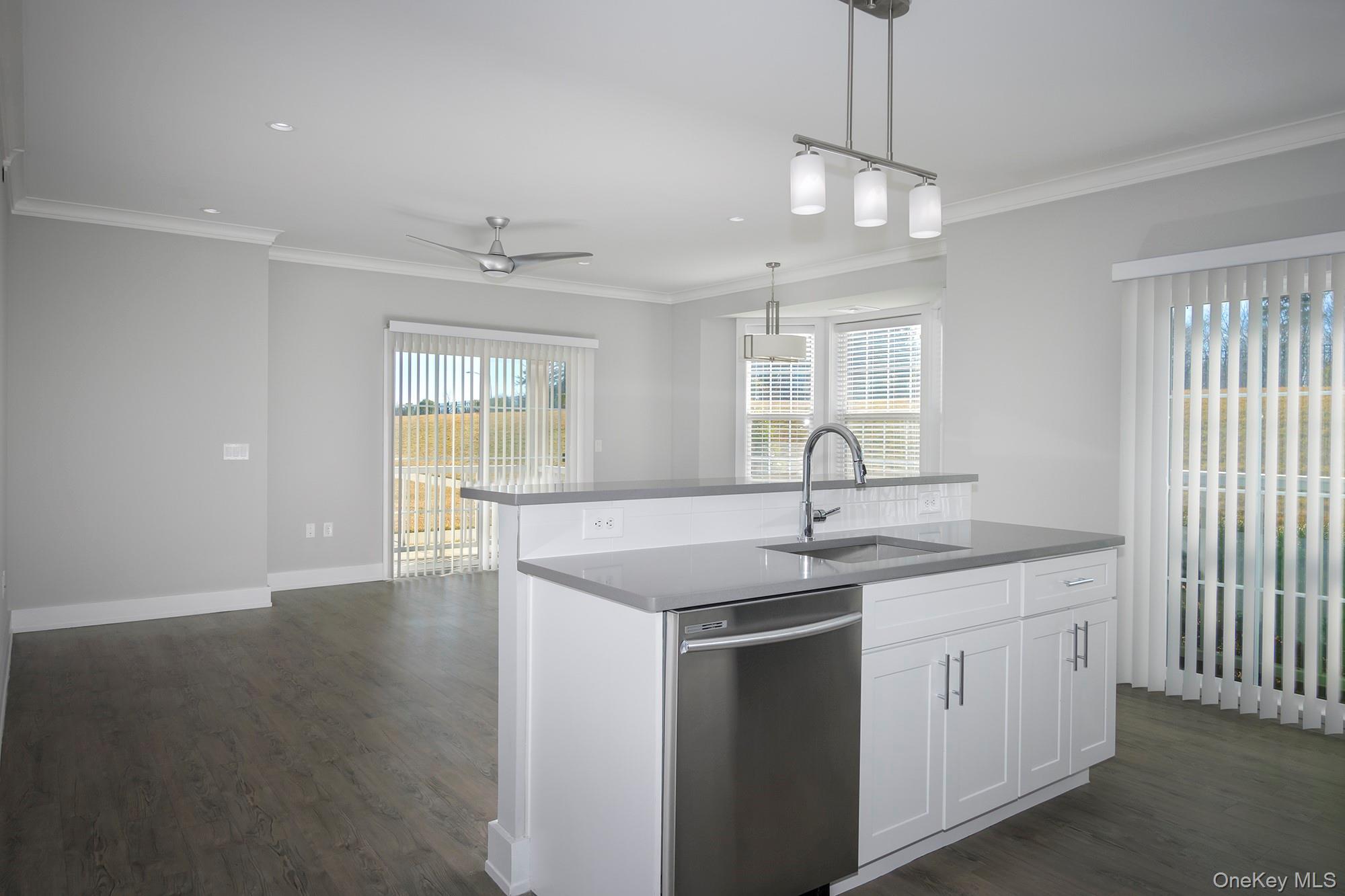88102 Circle Drive, Unit 88-102 photo 5