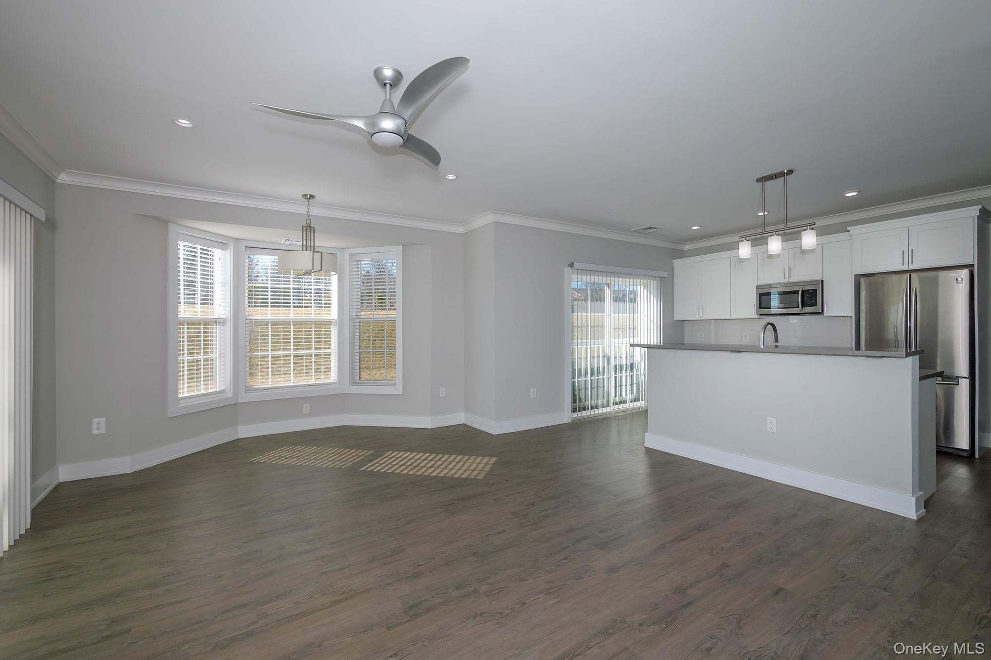88102 Circle Drive, Unit 88-102 photo 6