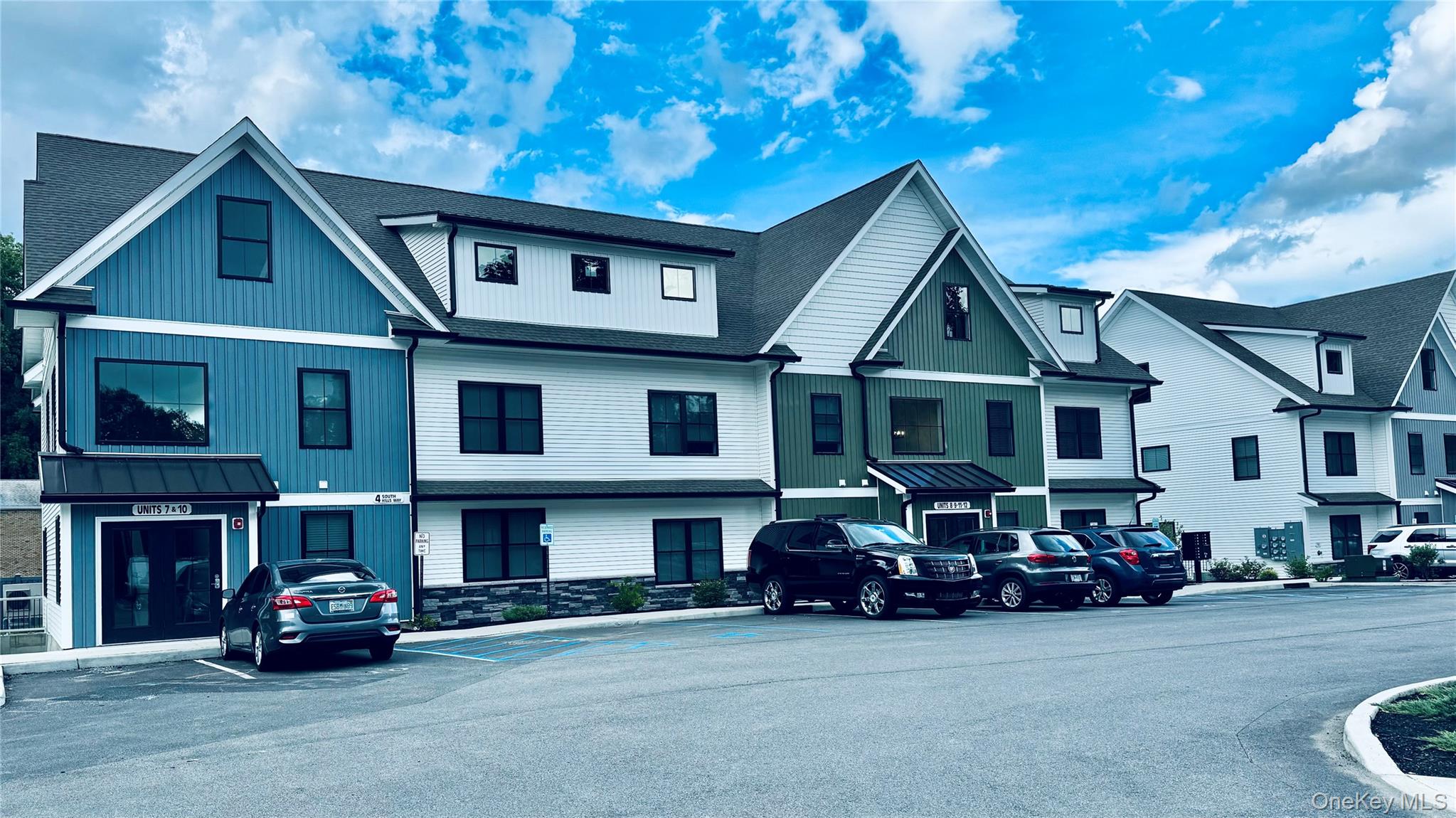 4 South Hills, Unit 12