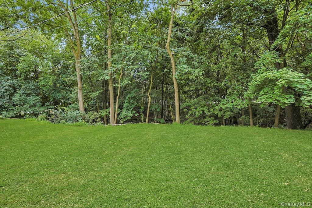 20 Ravensdale Road – For Sale photo 4