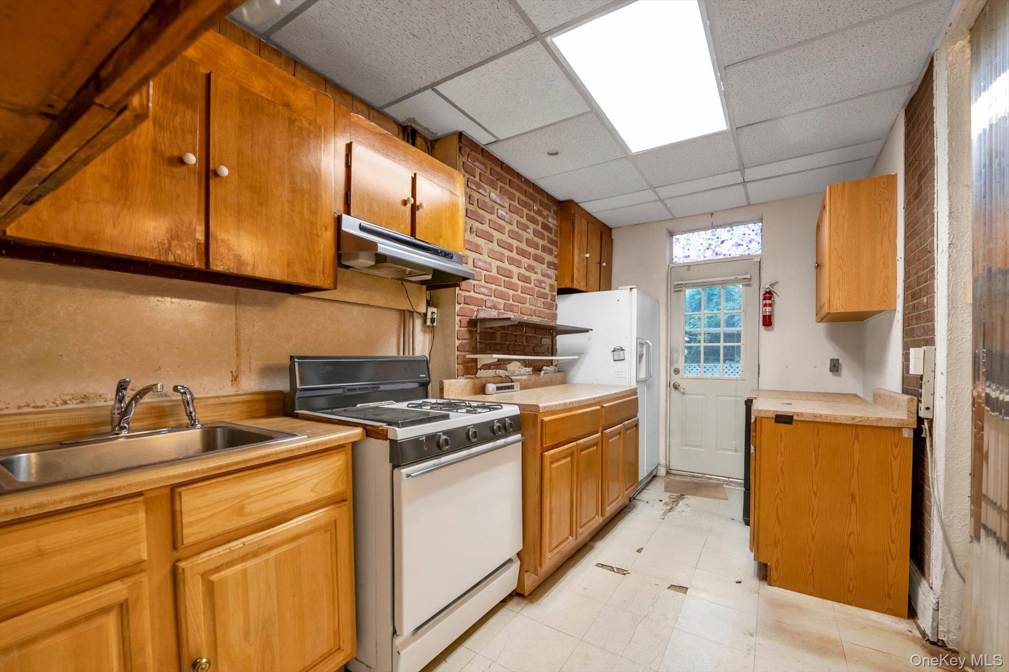 233 Sheridan Avenue – For Sale photo 8