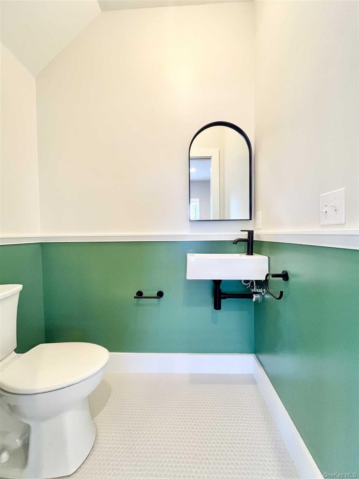 1406 NOXON Road, Unit 7 photo 13