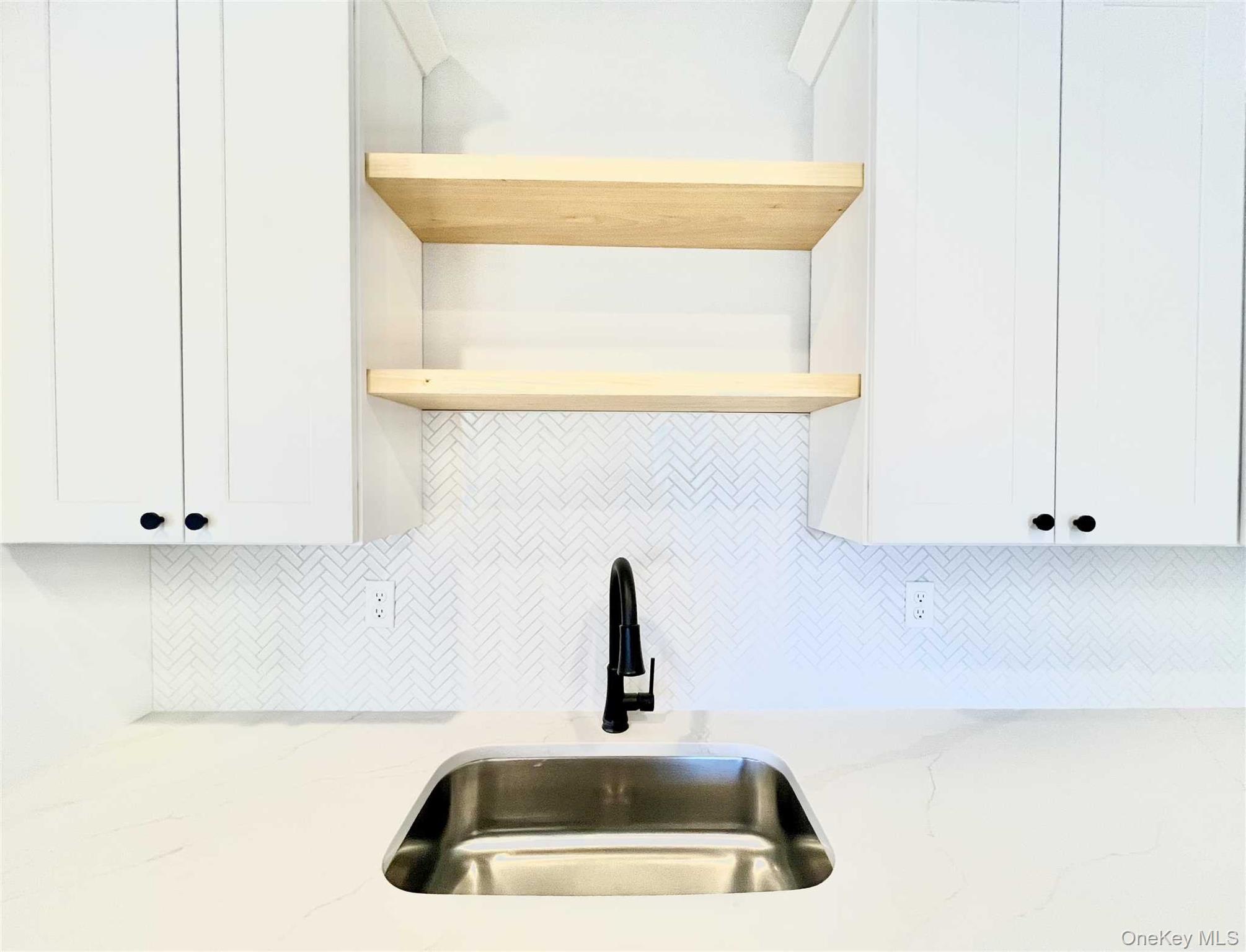 1406 NOXON Road, Unit 7 photo 12