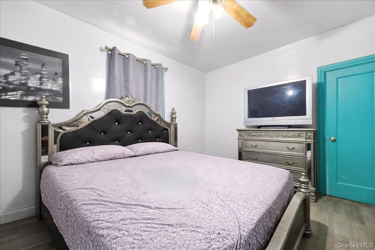1974 Lafontaine Avenue, Unit 2E photo 8