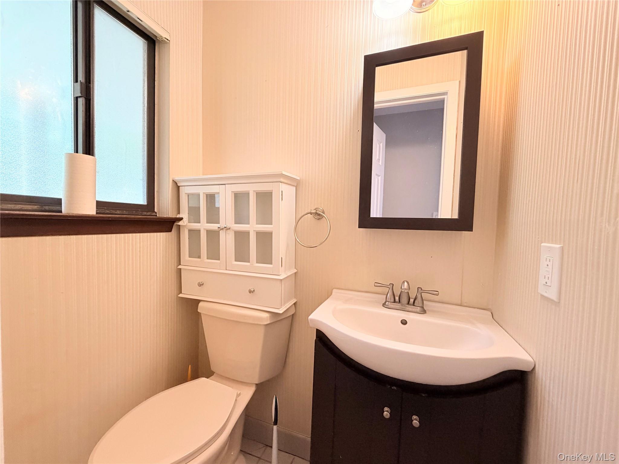 9 Heritage Drive, Unit B photo 8