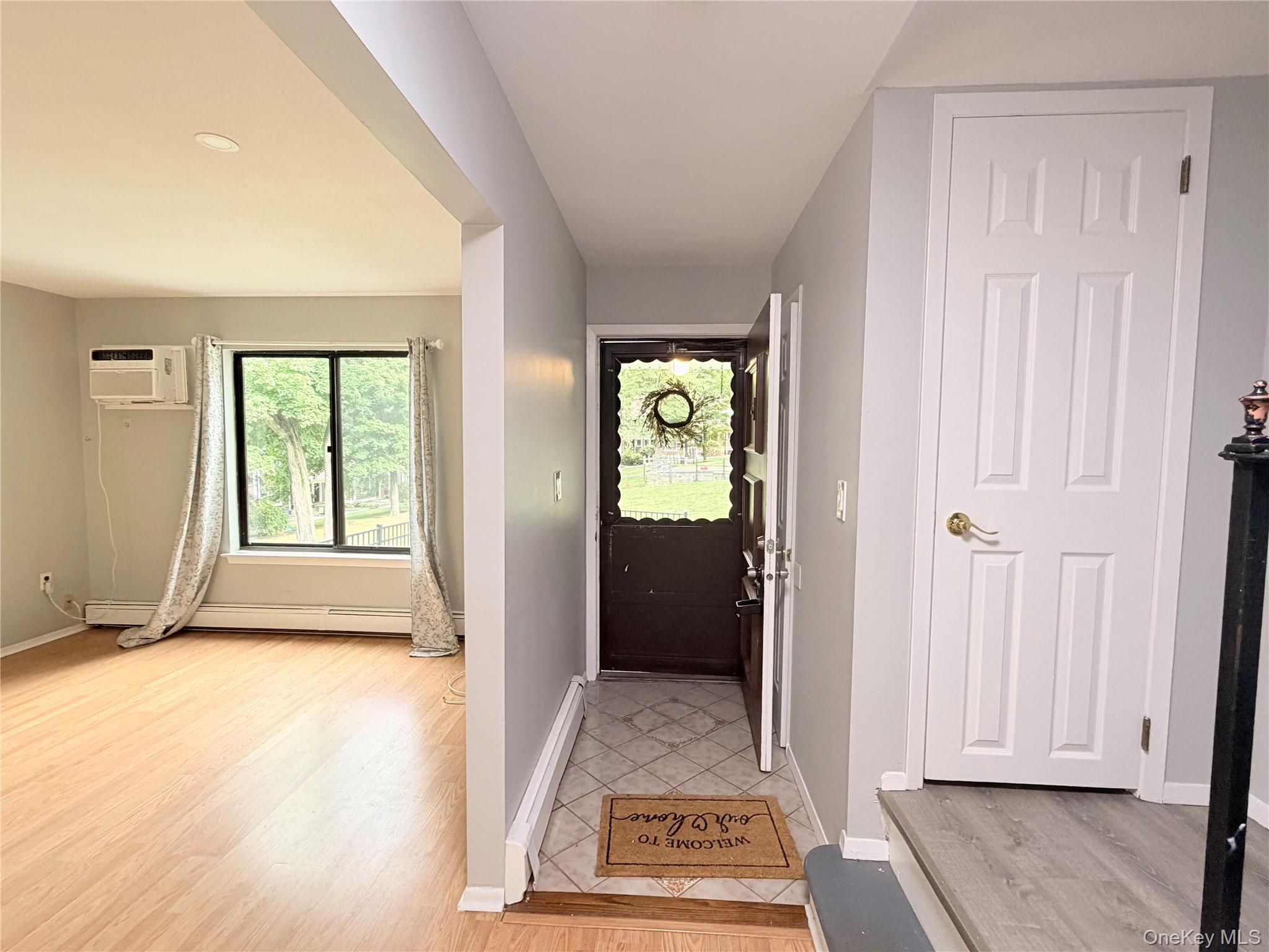 9 Heritage Drive, Unit B photo 3