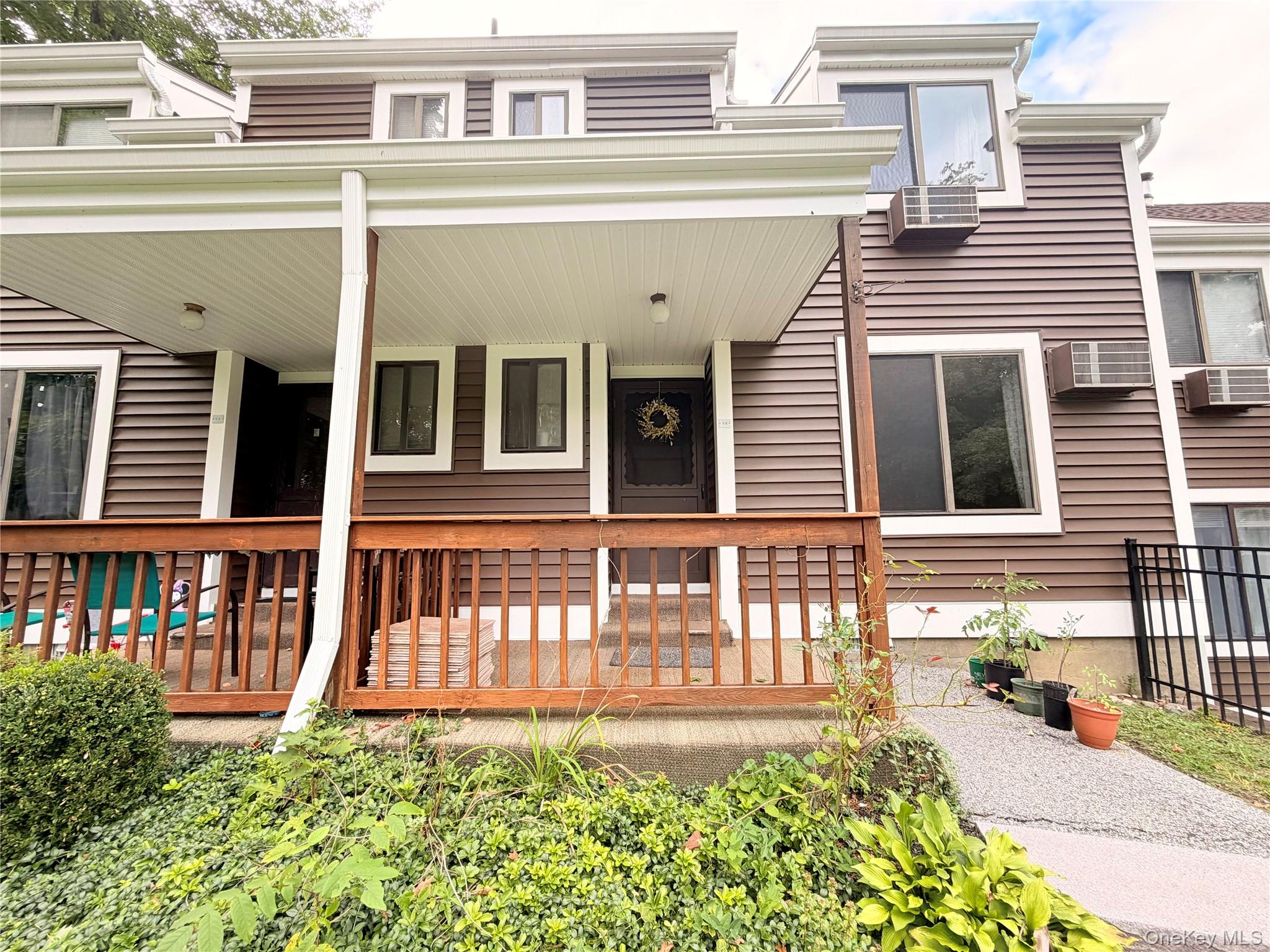9 Heritage Drive, Unit B