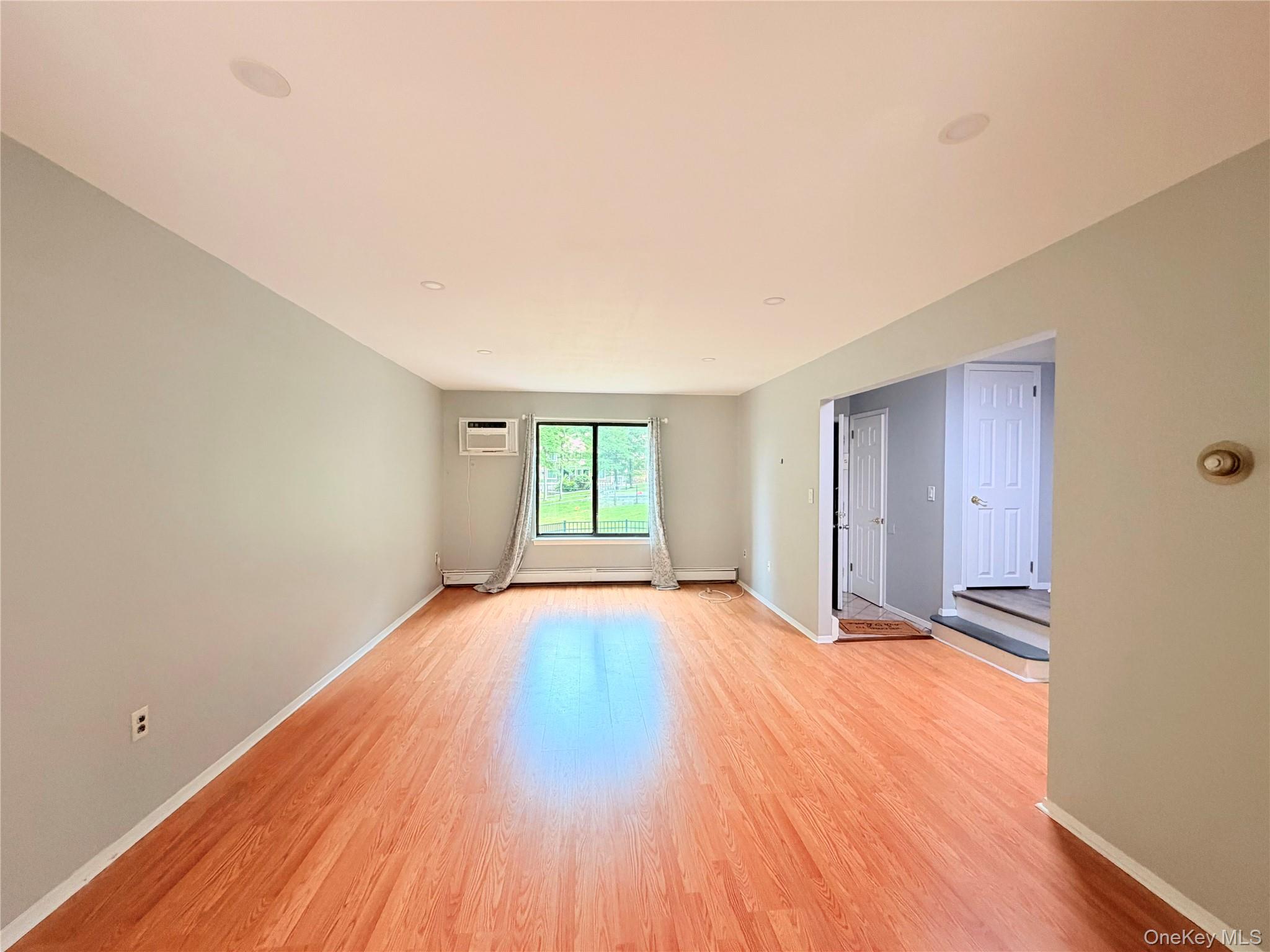 9 Heritage Drive, Unit B photo 5
