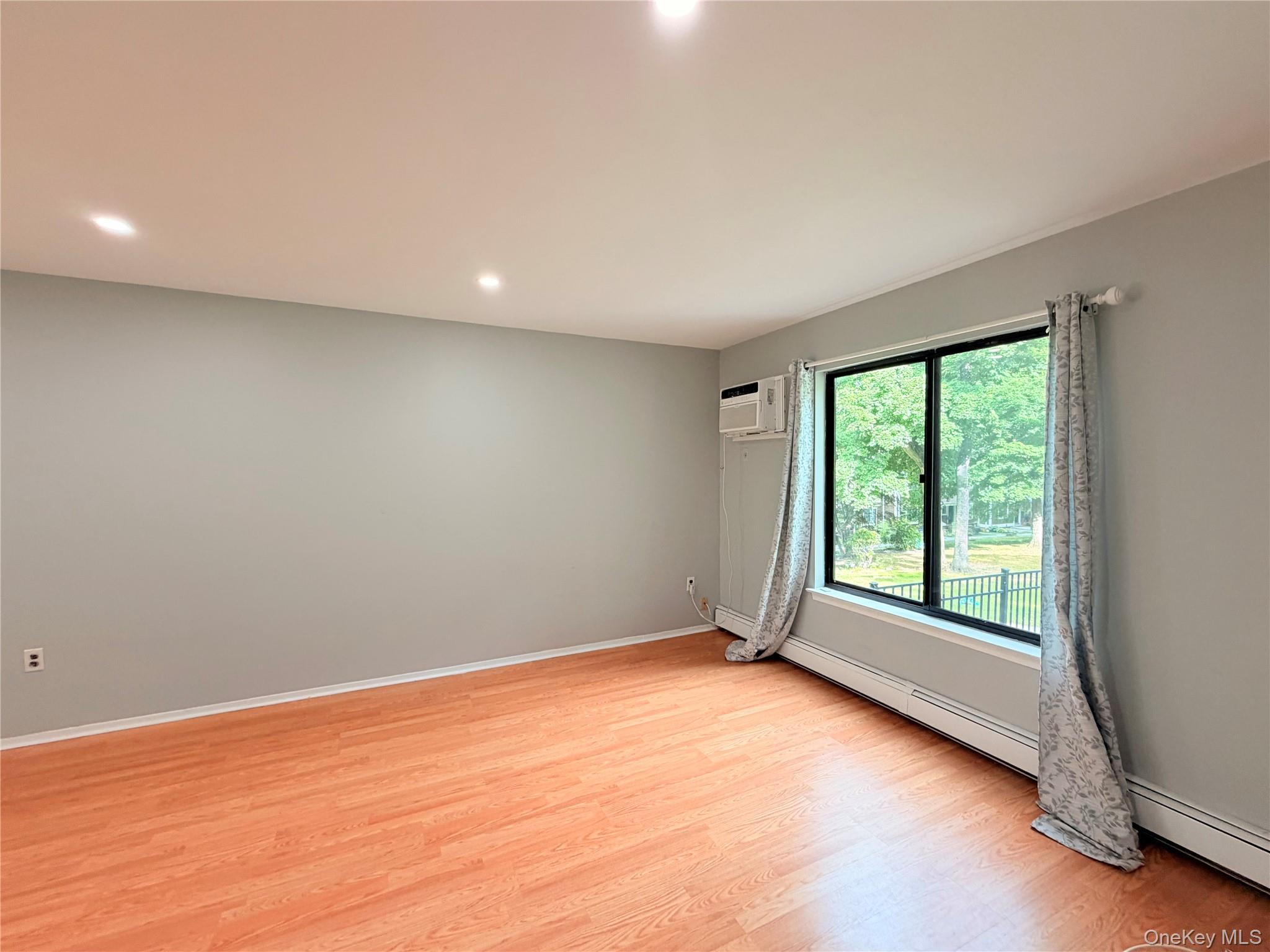 9 Heritage Drive, Unit B photo 4