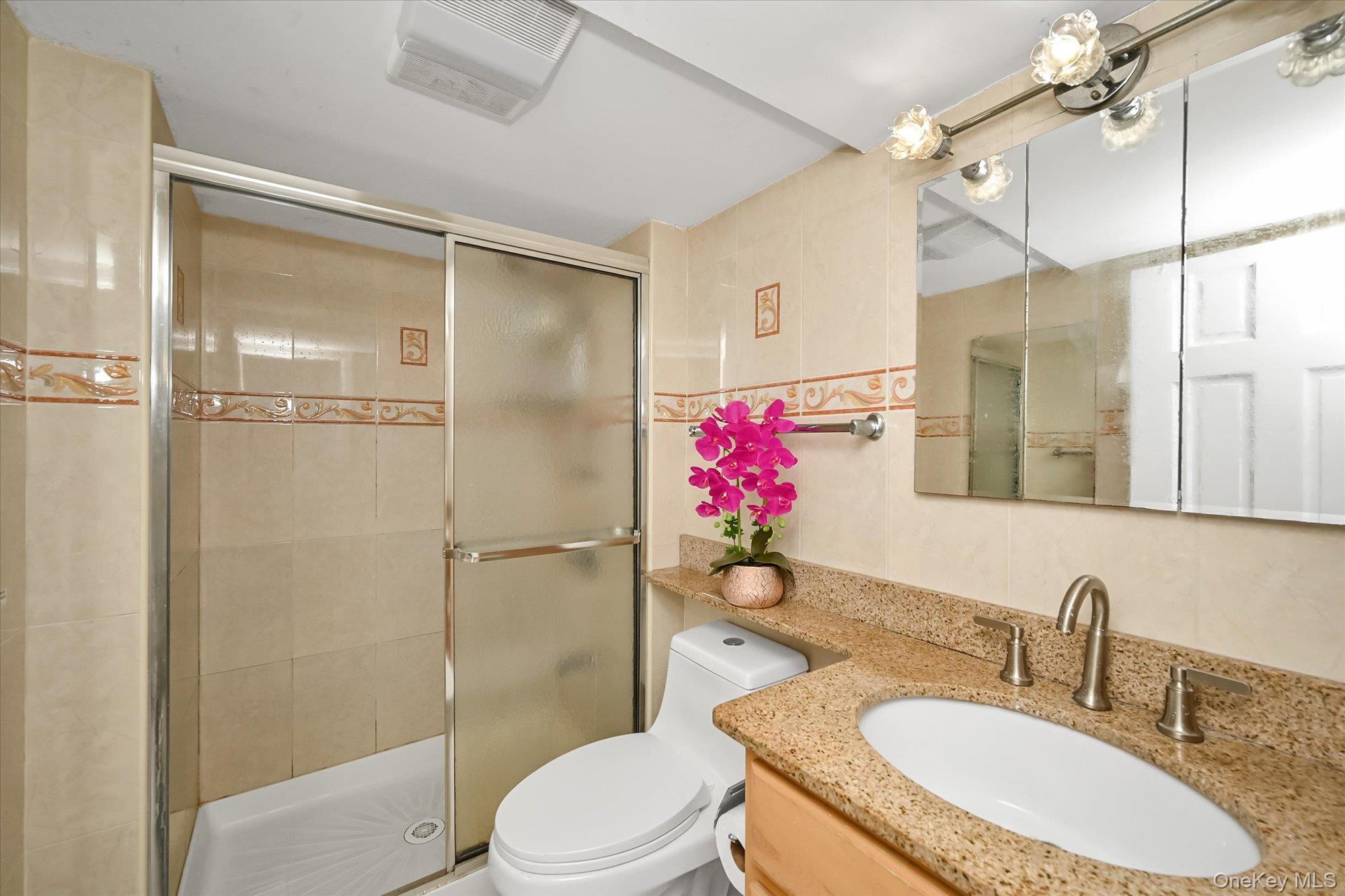 8023 169th Street – For Sale photo 16
