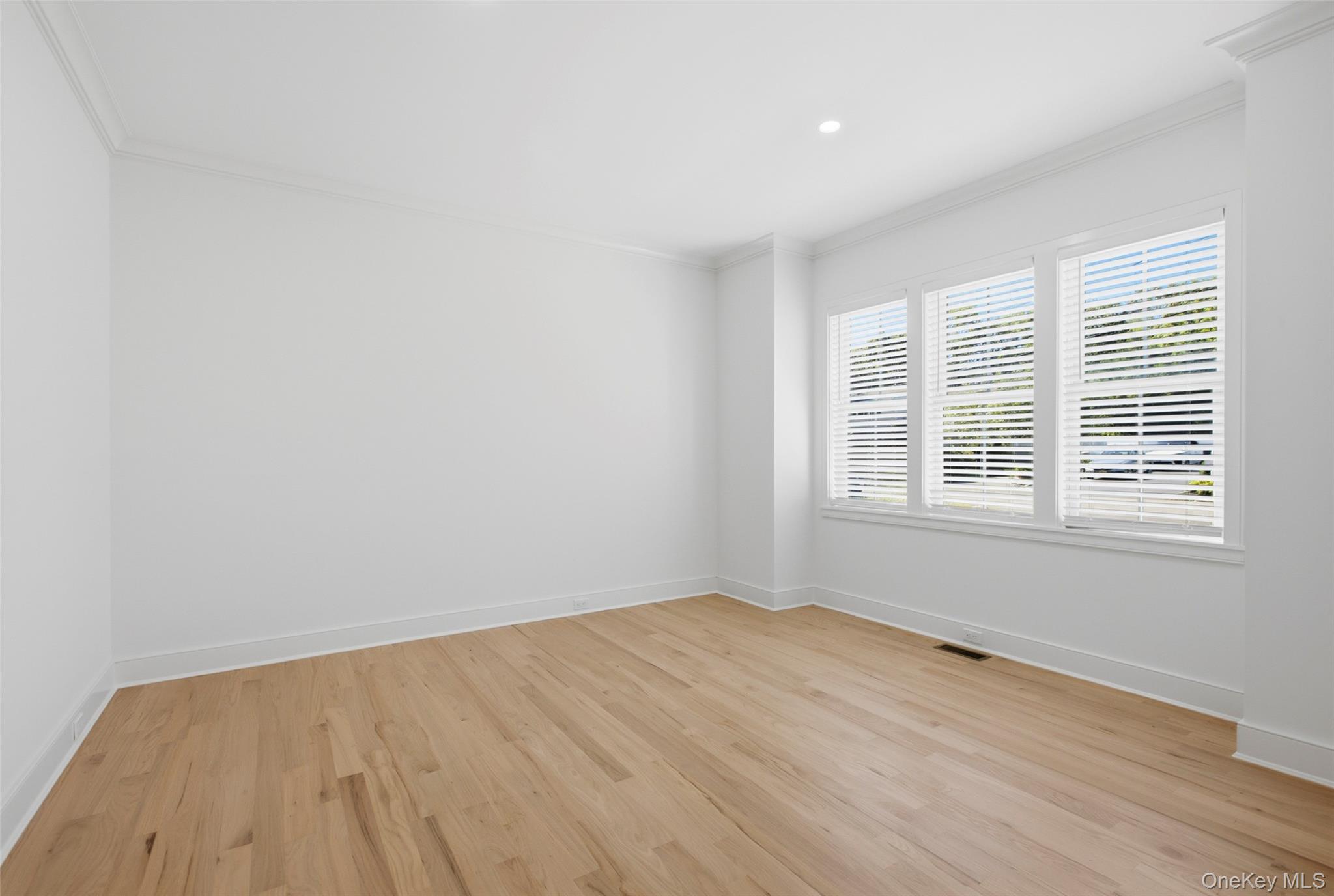 11 Park Street – For Sale photo 10