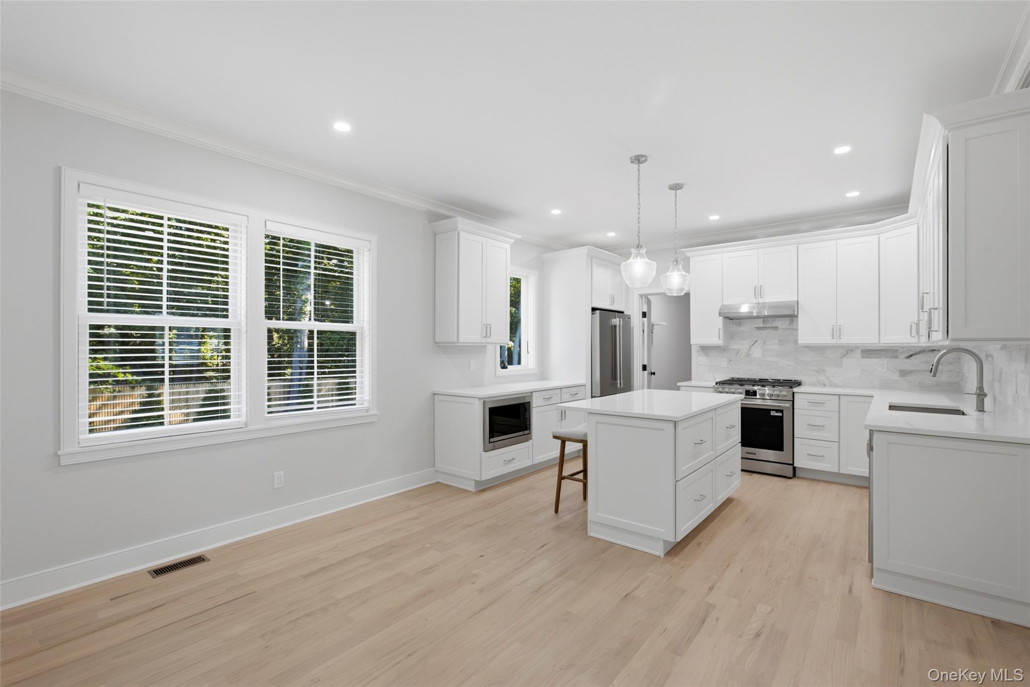 11 Park Street – For Sale photo 13