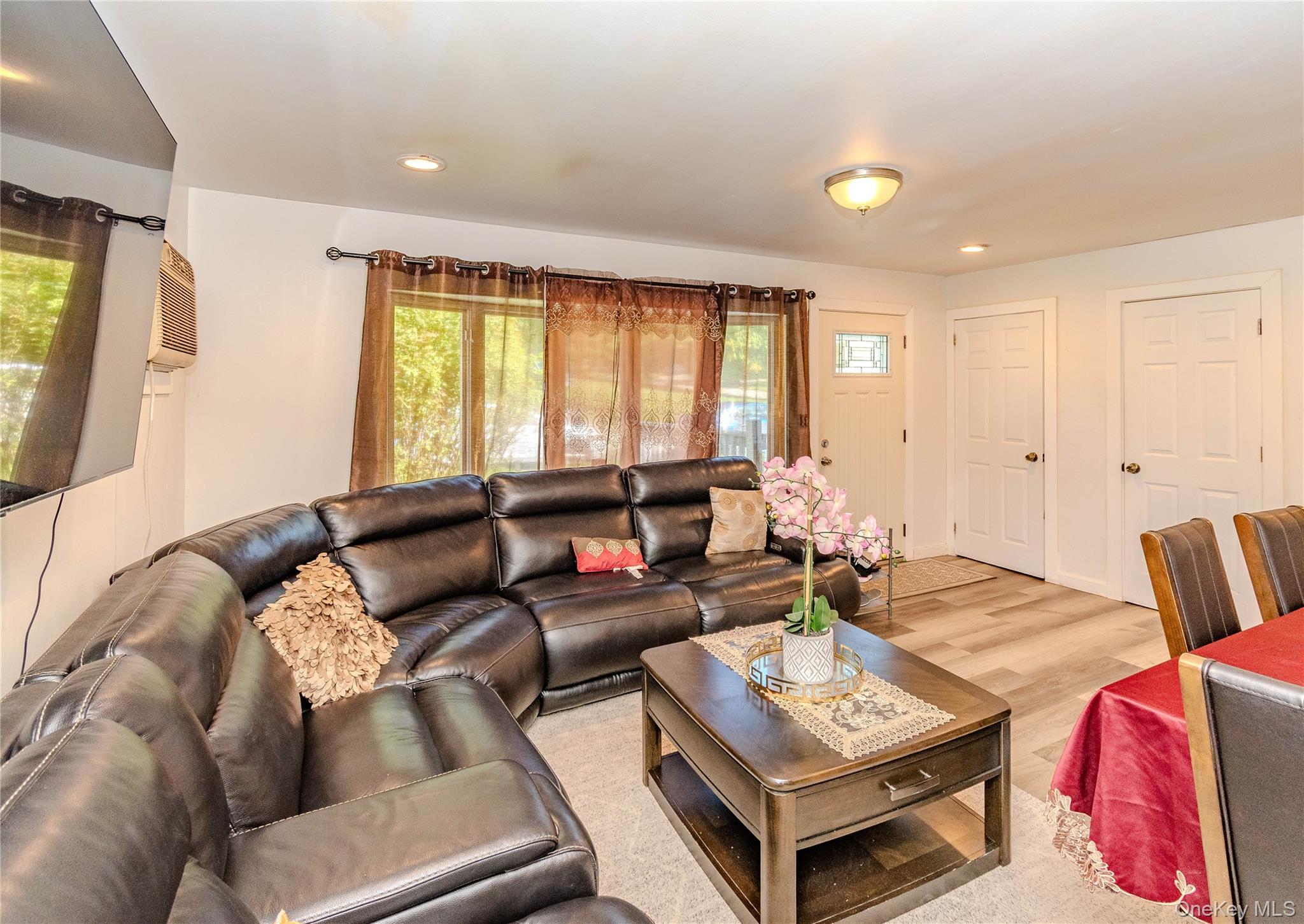 7 Fleetwood Drive – For Sale photo 12