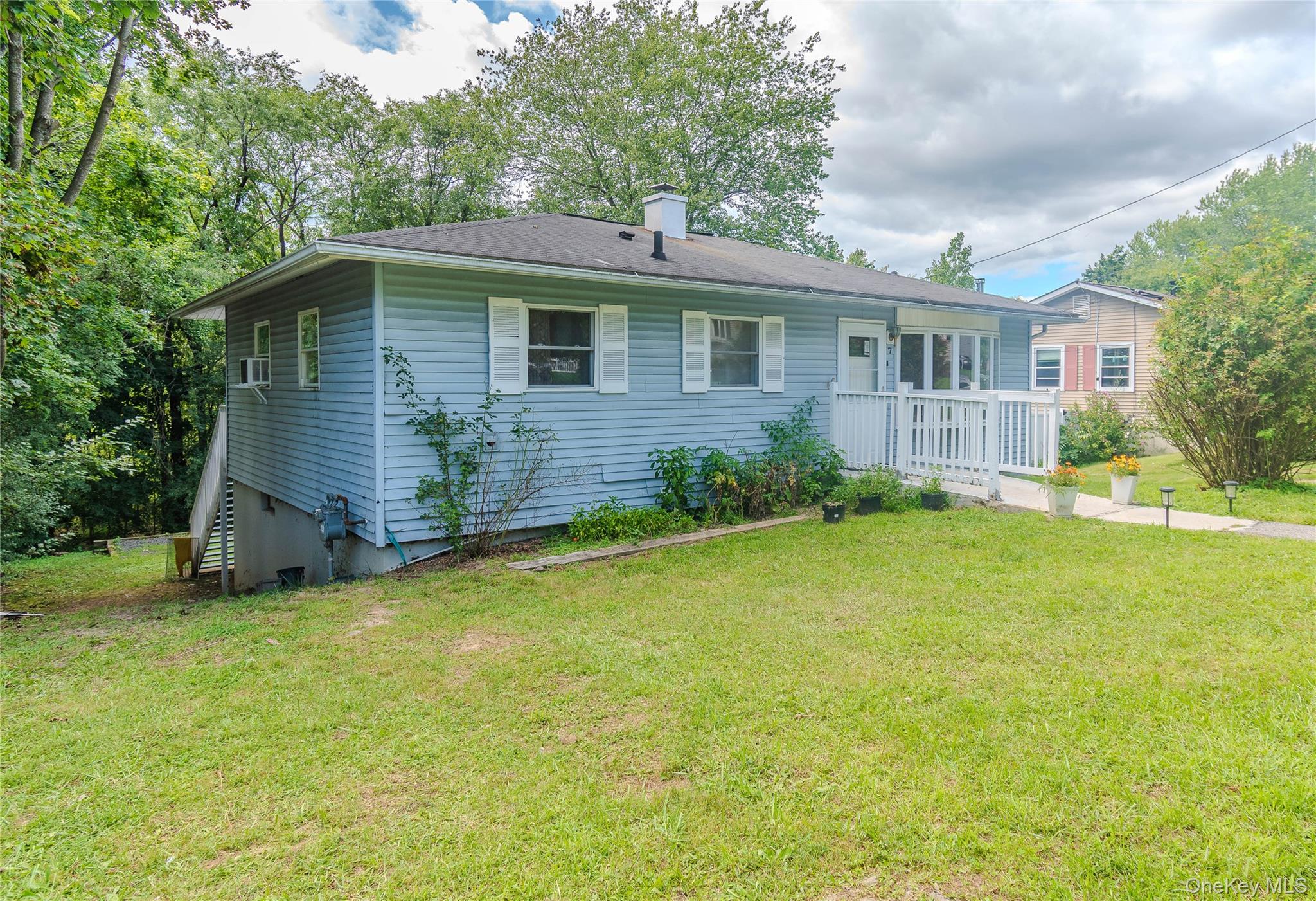 7 Fleetwood Drive – For Sale photo 2