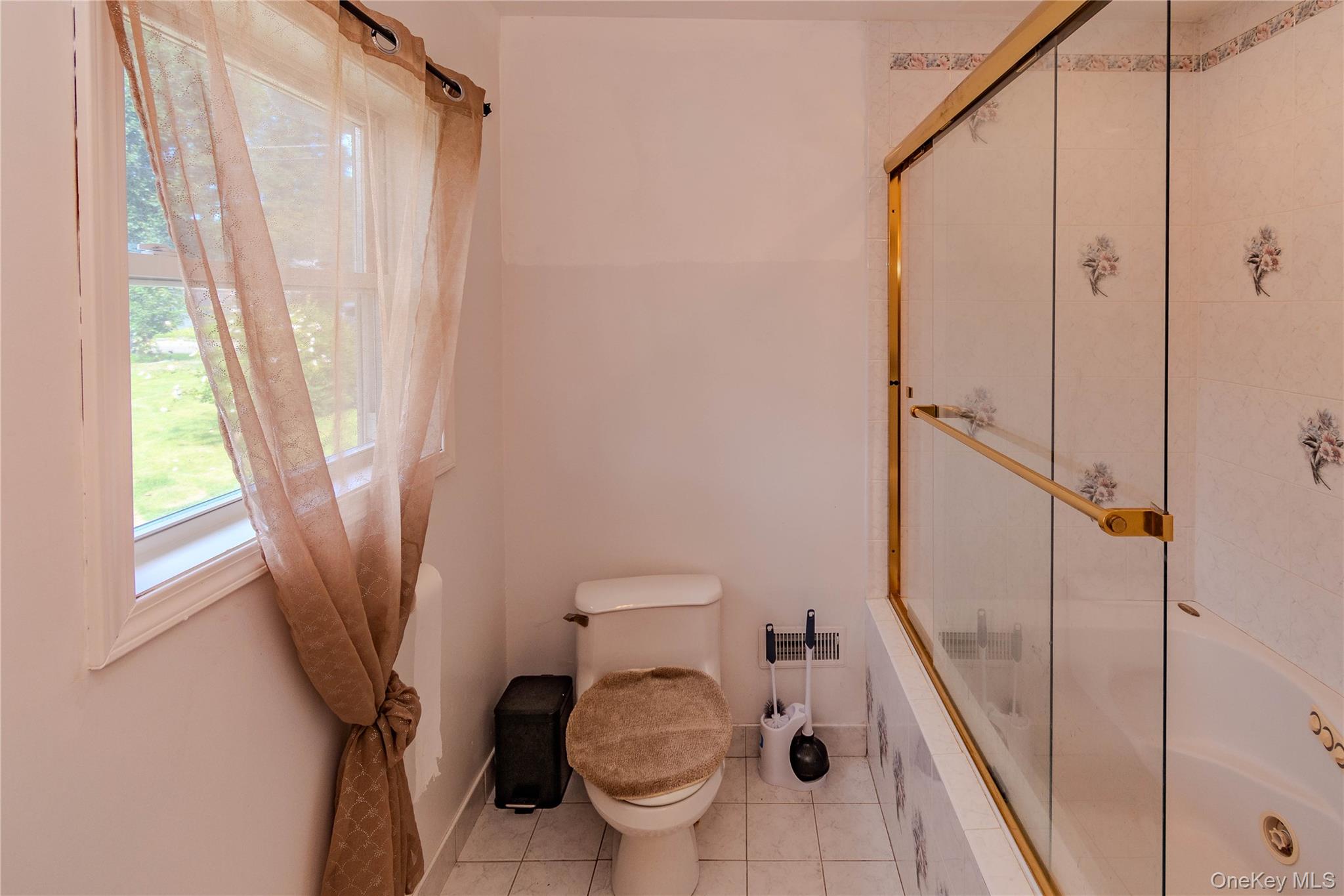 7 Fleetwood Drive – For Sale photo 32