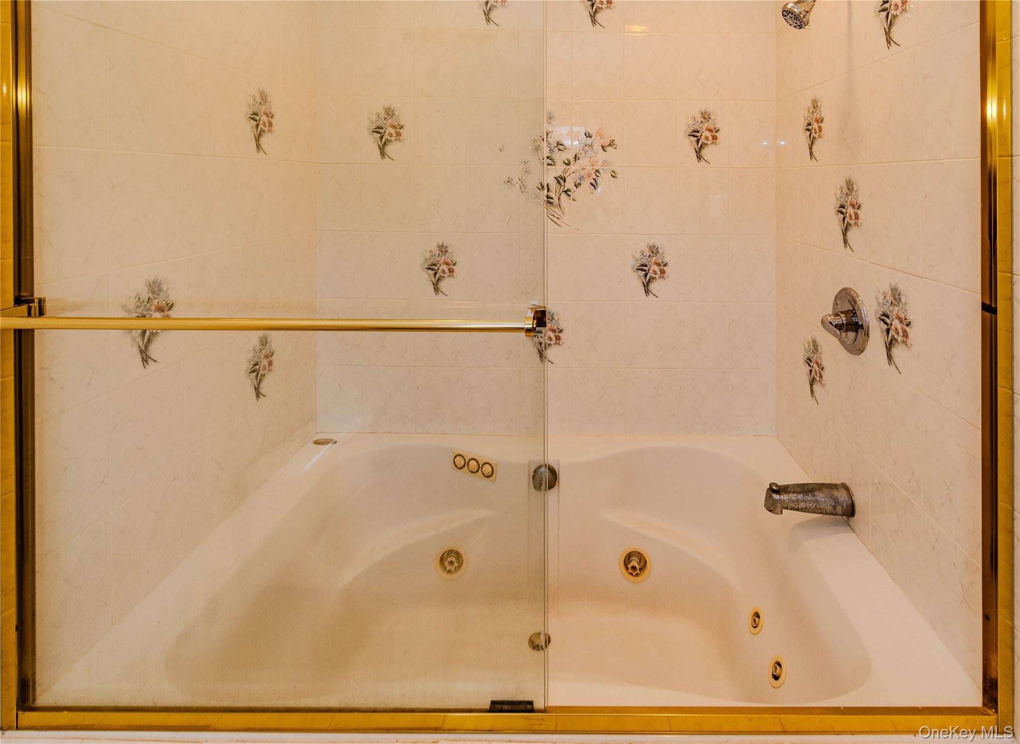 7 Fleetwood Drive – For Sale photo 33