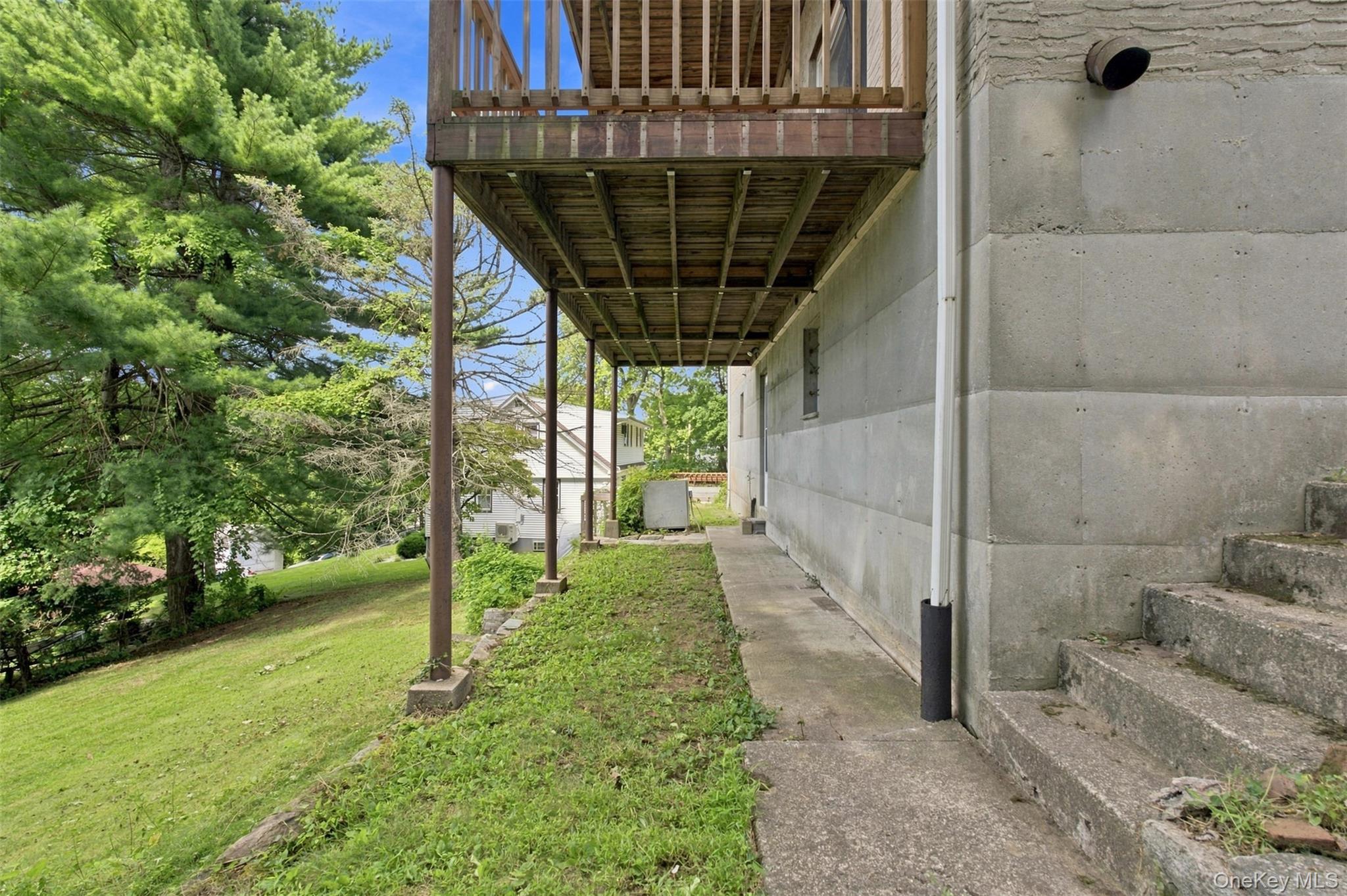 18 Bonaventure Avenue – For Sale photo 39